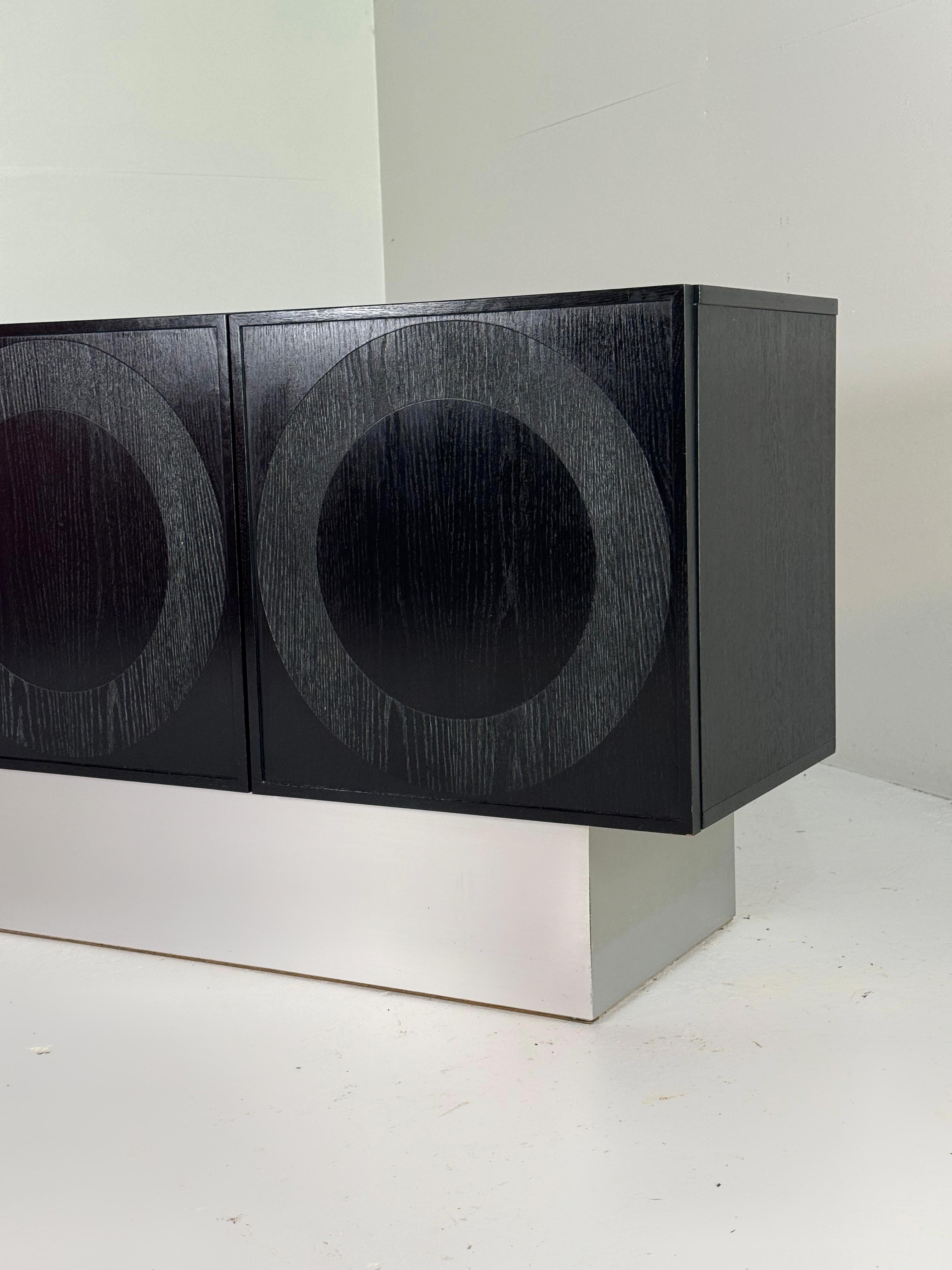 Credenza negra brutalista circulair, Musterring Bélgica en venta 1