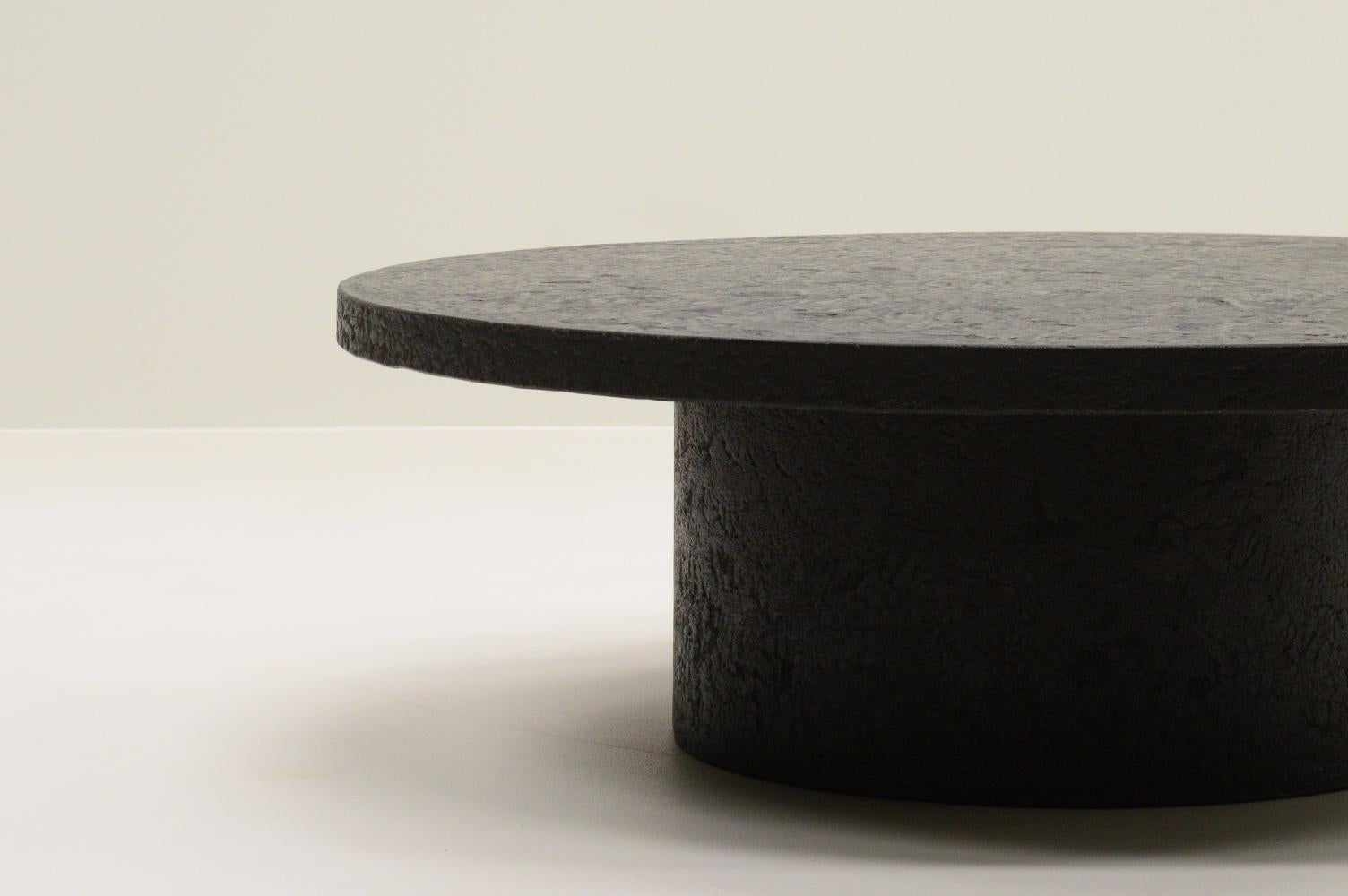 Black brutalist stone resin coffee table, 70’s The Netherlands. In Good Condition In Landgraaf, NL