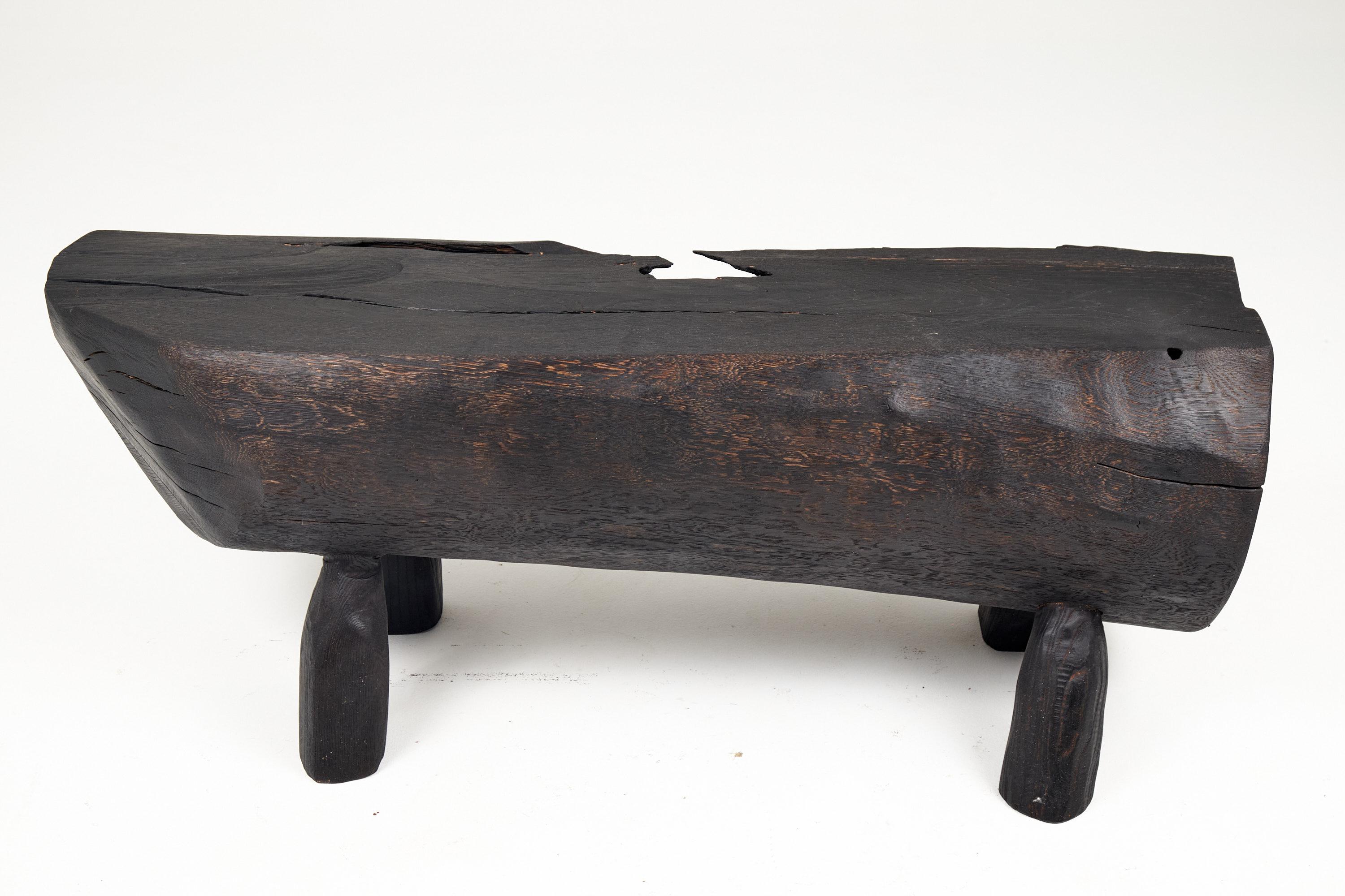 Black Burnt Wood, Panchina brutalista, Da esterno e da interno, Naturale ed ecologica in vendita 4