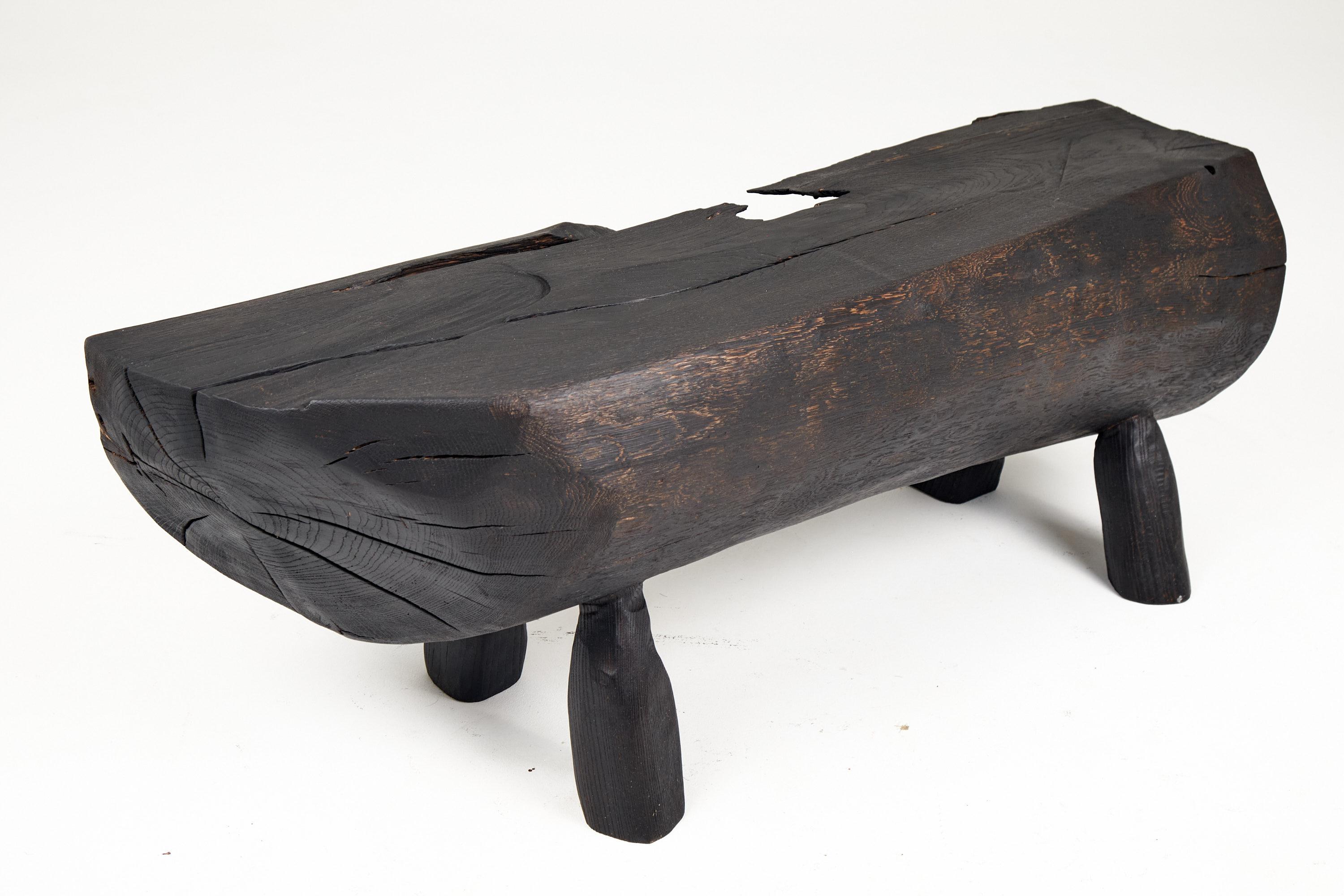 Black Burnt Wood, Panchina brutalista, Da esterno e da interno, Naturale ed ecologica in vendita 6