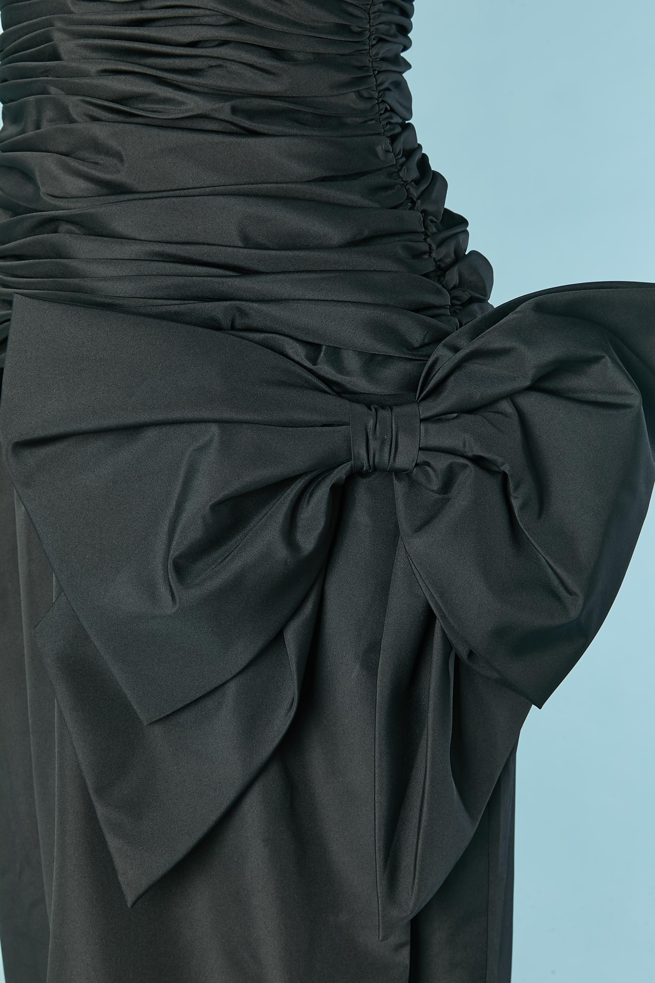 Vestido de cóctel bustier negro drapeado en el busto CD de Christian Dior Circa 1980 Negro en venta