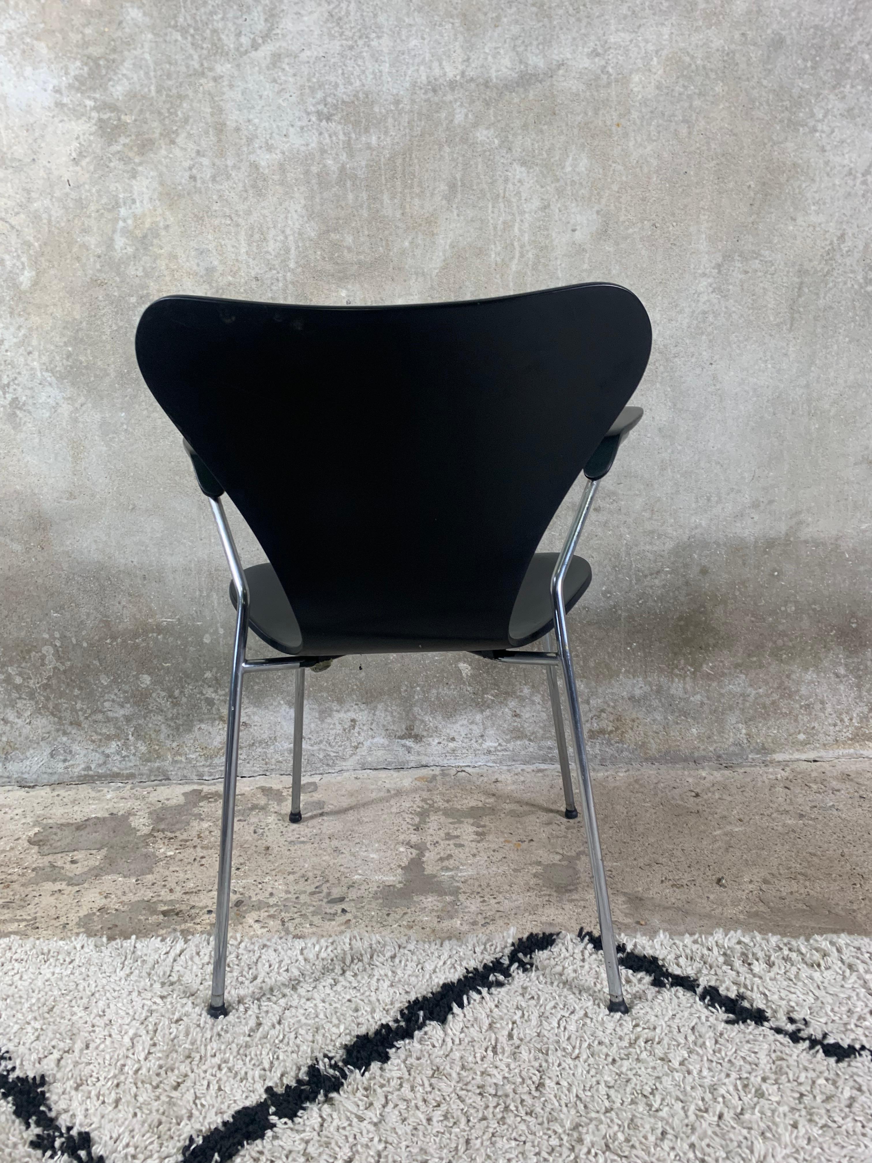 Black Butterfly Armchair By Arne Jacobsen For Fritz Hansen For Sale 1