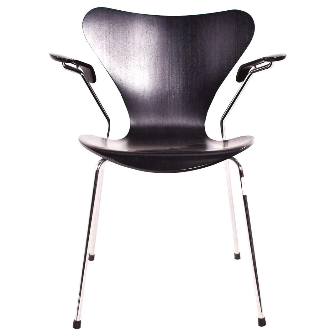 Schwarzer Schmetterling Serie 7 von Arne Jacobsen für Fritz Hansen