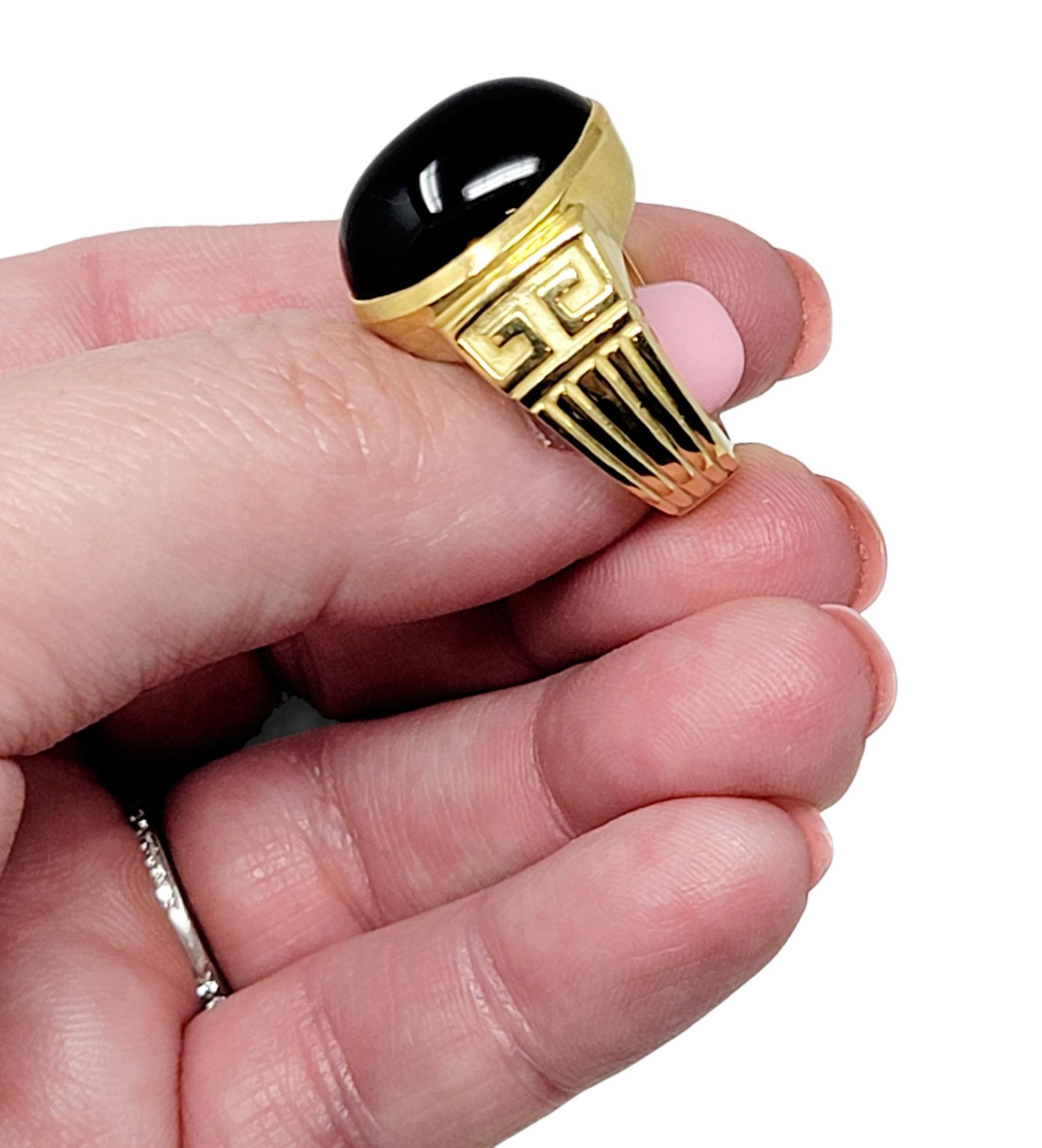 Contemporary Black Cabochon Oval Onyx Ring in 18 Karat Yellow Gold Bold Wide Design For Sale