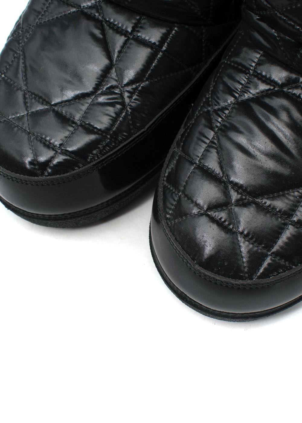 Black Cannage Nylon Fur Trimmed Snow Boots In New Condition For Sale In London, GB