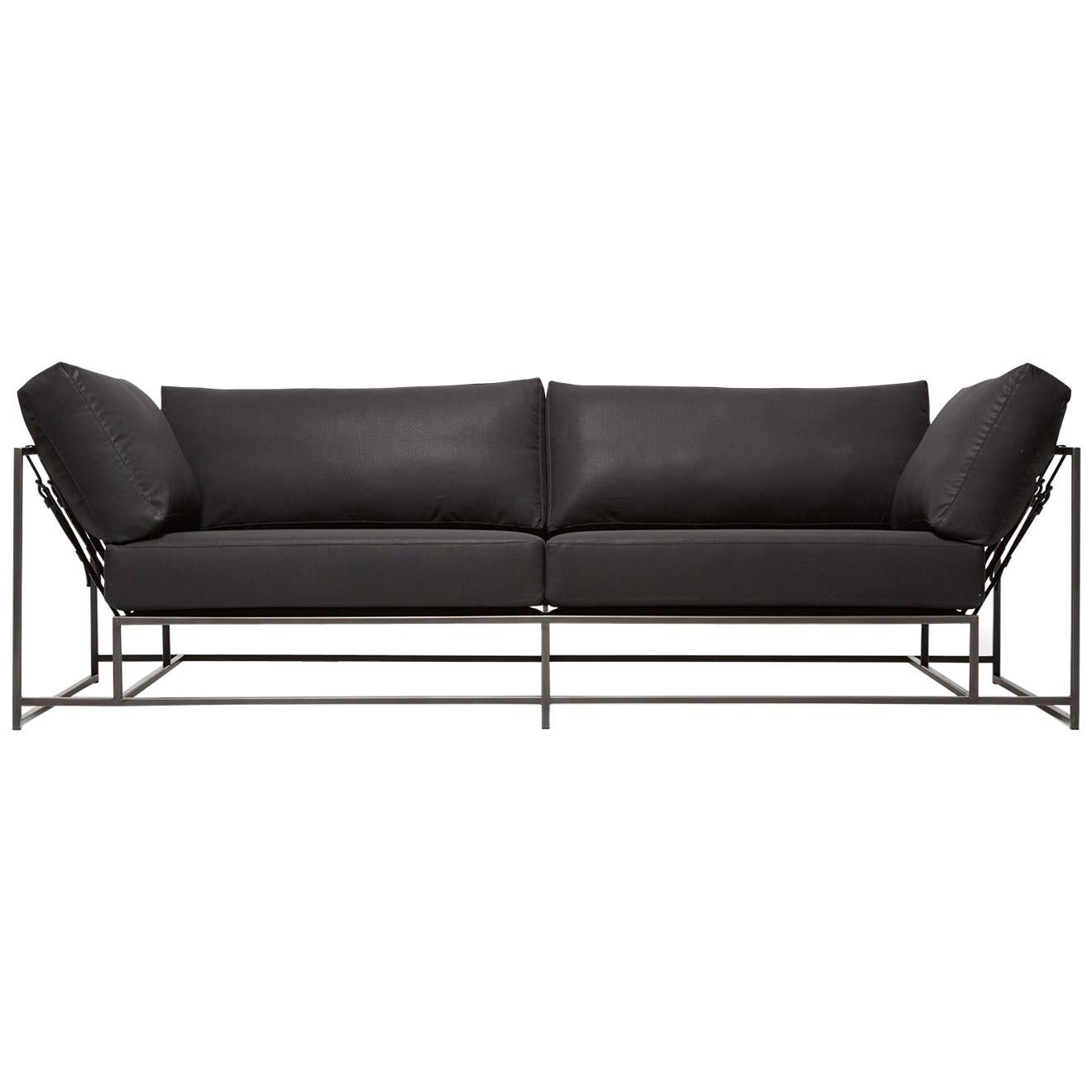 Schwarzes zweisitziges Sofa aus schwarzem Segeltuch und geschwärztem Stahl
