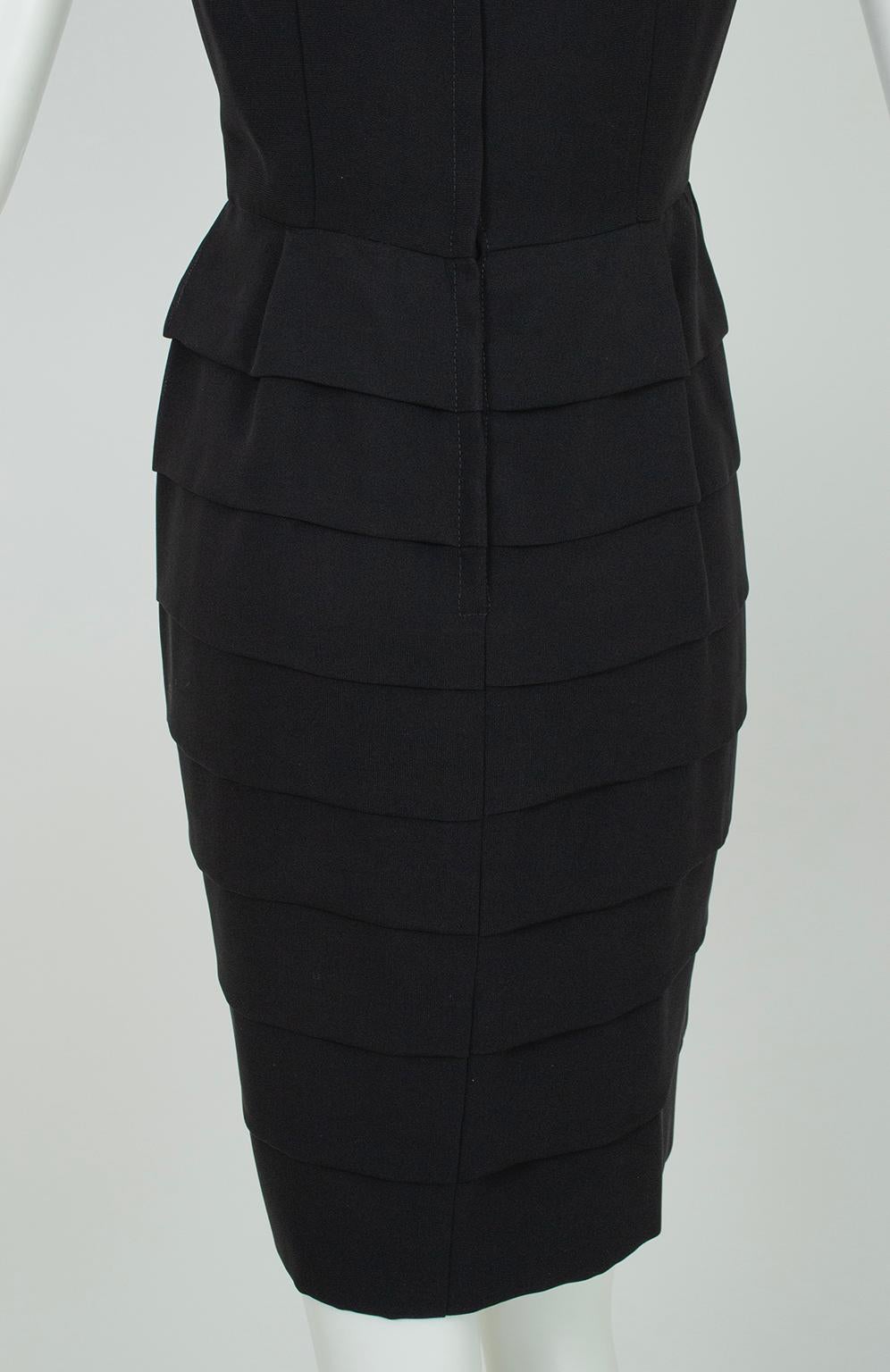 Robe de cocktail sans manches avec nœud à la taille, inspirée de Capucci, noire - M-One, années 1960 en vente 6