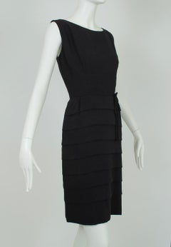 Black Capucci-Inspired Sleeveless Tiered Cocktail Dress w Waist Bow – M-L, 1960s