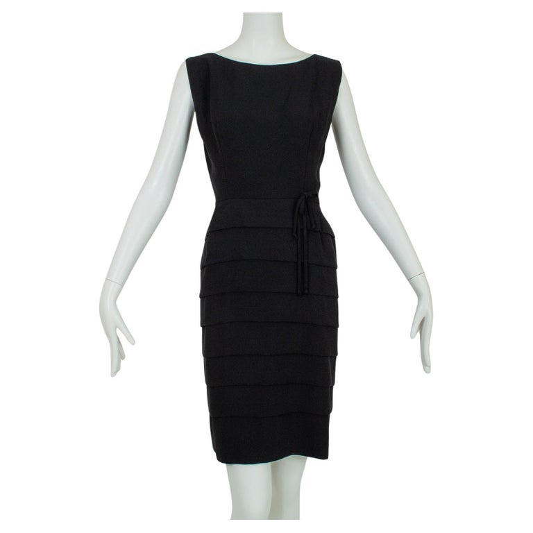 Black Capucci-Inspired Sleeveless Tiered Cocktail Dress W Waist Bow  M-L, 1960s