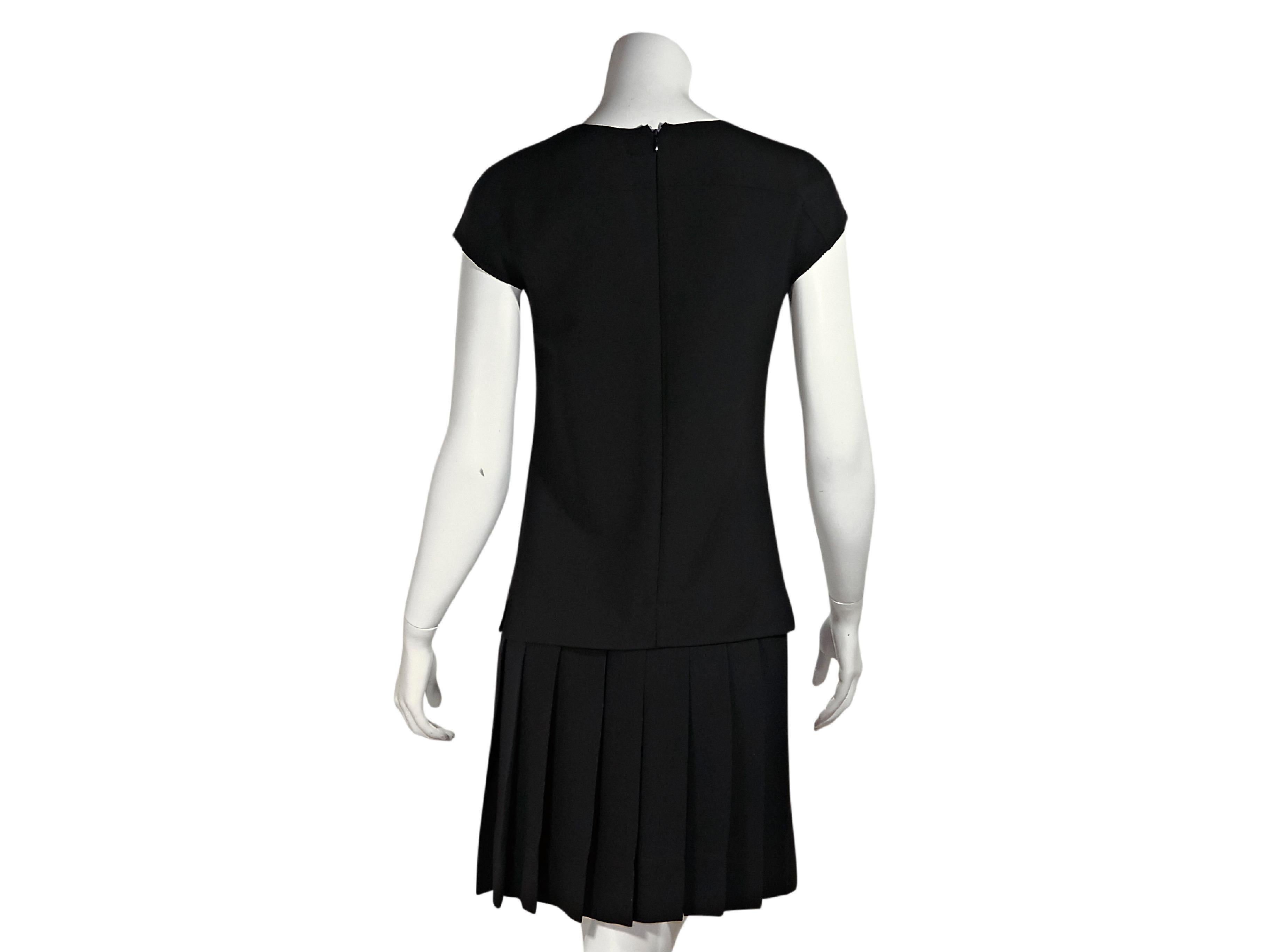 Black Carolina Herrera Stretch-Wool Dress In New Condition In New York, NY