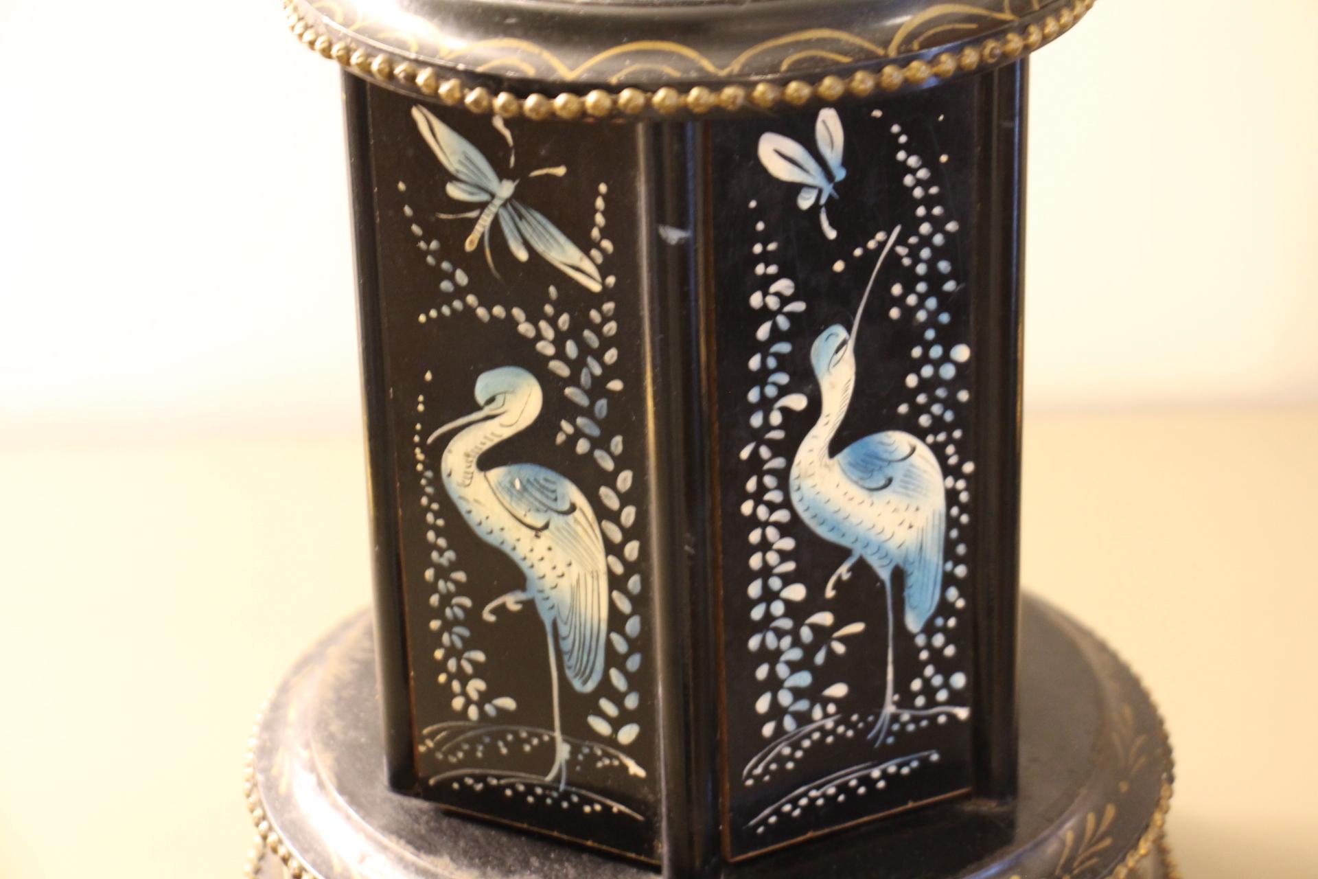 Caja de Cigarros Carrusel Negra, Caja de Música Giratoria con Pájaros Azules Pintados a Mano en venta 8