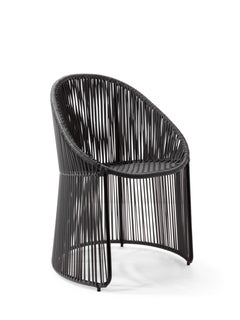 Silla de salón Cartagenas negra de Sebastian Herkner