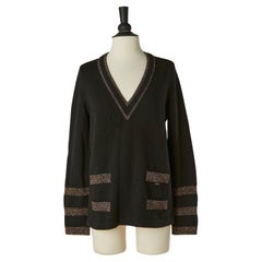 Schwarzer Kaschmirpullover mit V-Ausschnitt und Lurexkante CHANEL