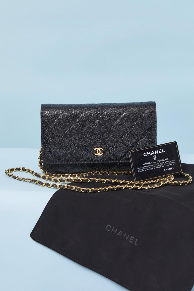 Nero Portafoglio in pelle nera caviale con catena Chanel 2019 in vendita