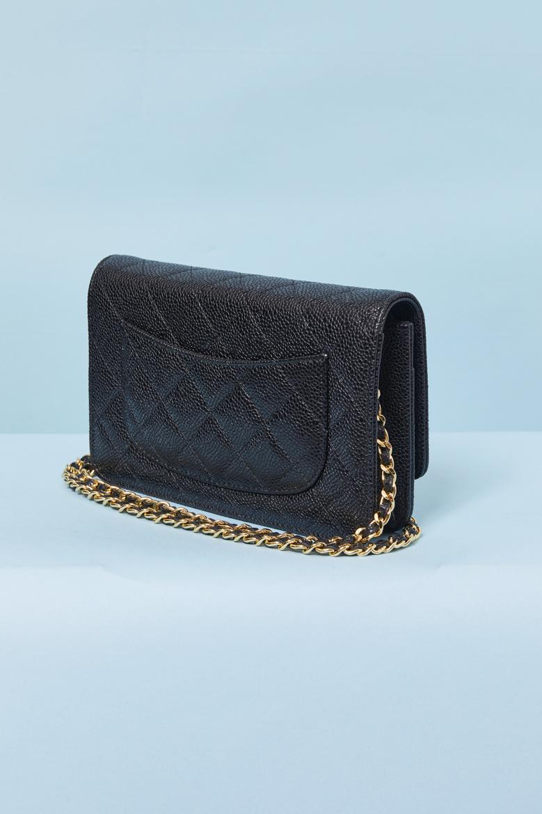 Donna Portafoglio in pelle nera caviale con catena Chanel 2019 in vendita