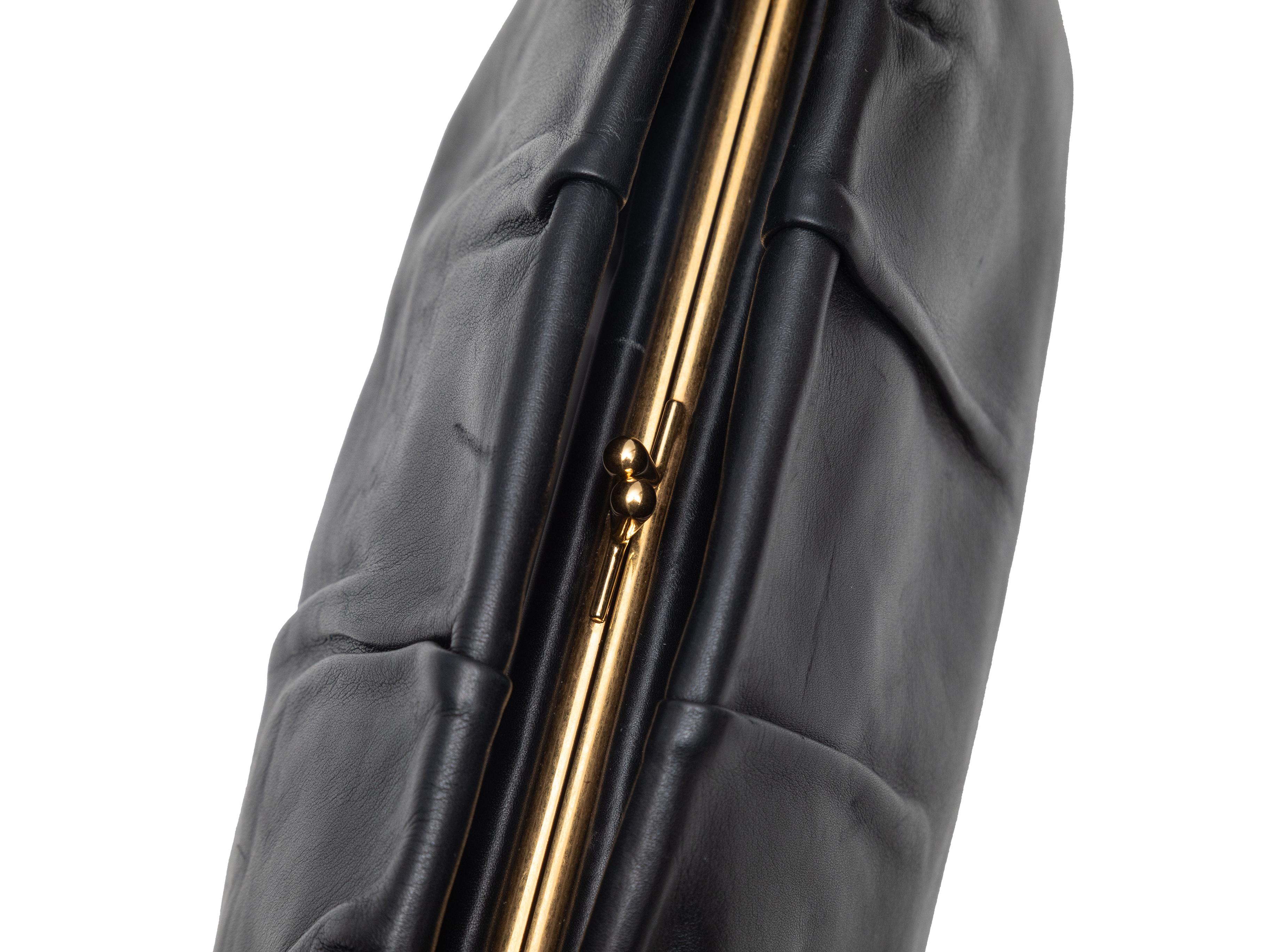 Donna Pochette nera Celine in pelle con chiusura francese in vendita