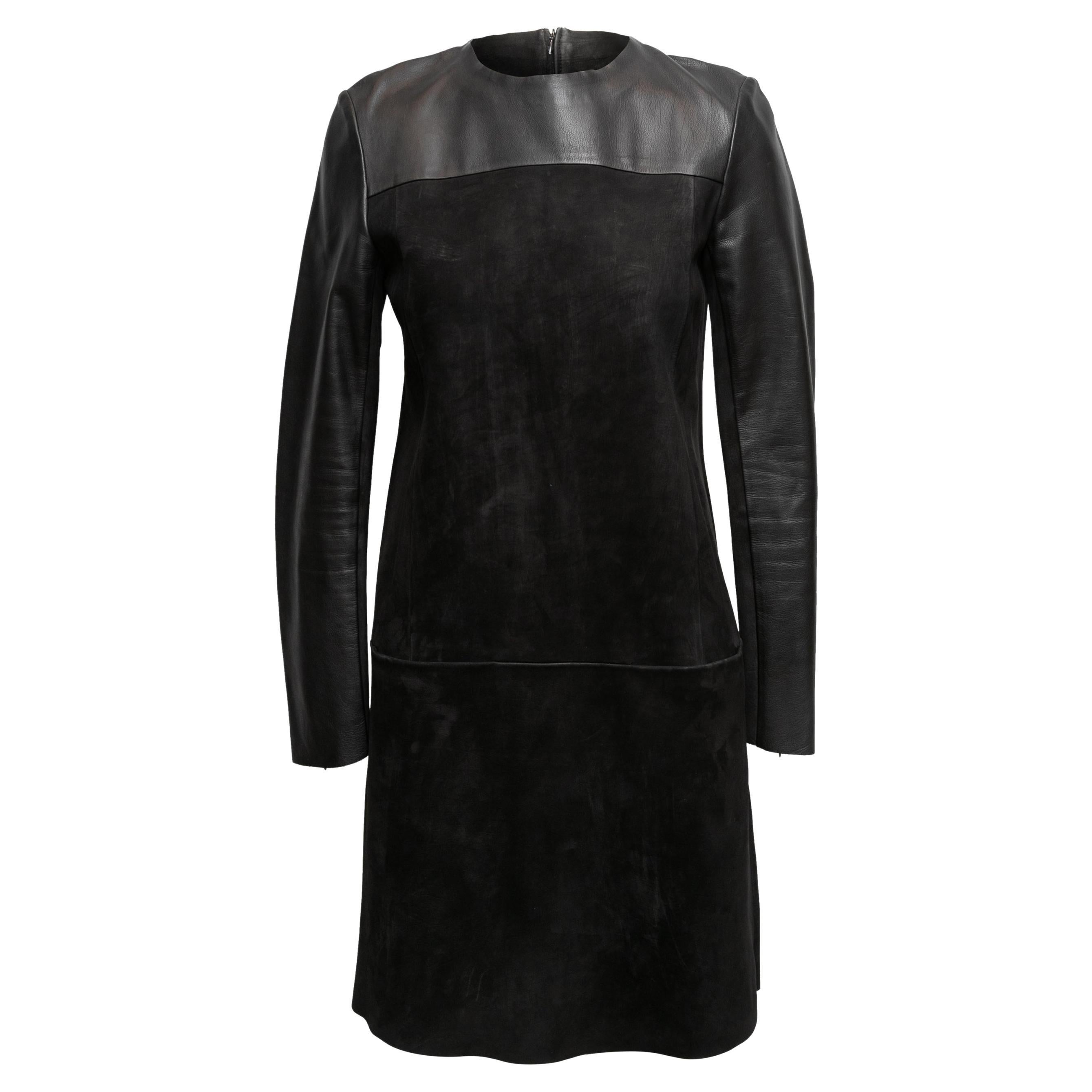Celine, robe noire en daim et cuir, taille FR 40 en vente