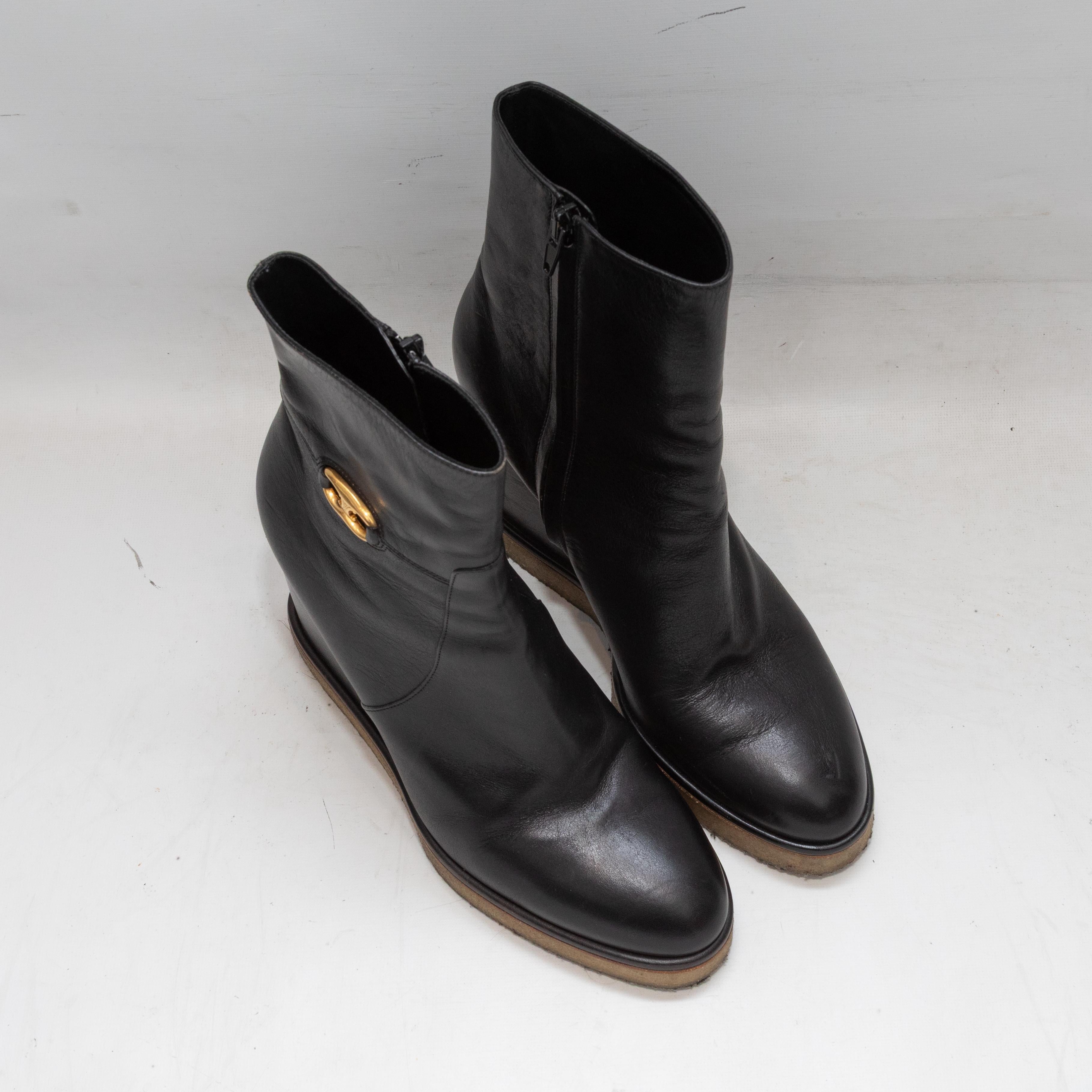 Black Celine Wedge Ankle Boots Size 40 Bon état - En vente à New York, NY