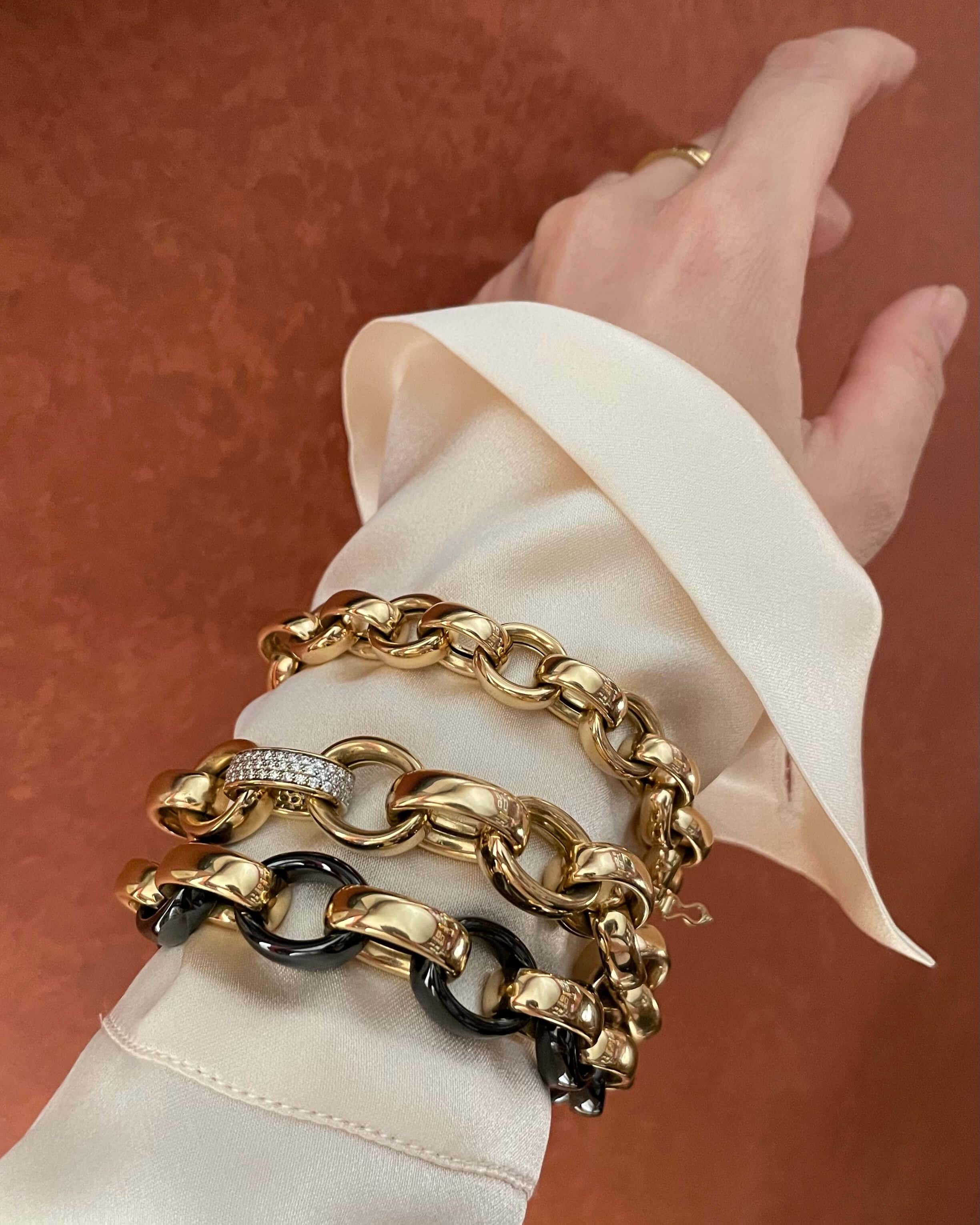 Contemporary Monica Rich Kosann 18K Yellow Gold Marilyn Bracelet with Black Ceramic Links For Sale