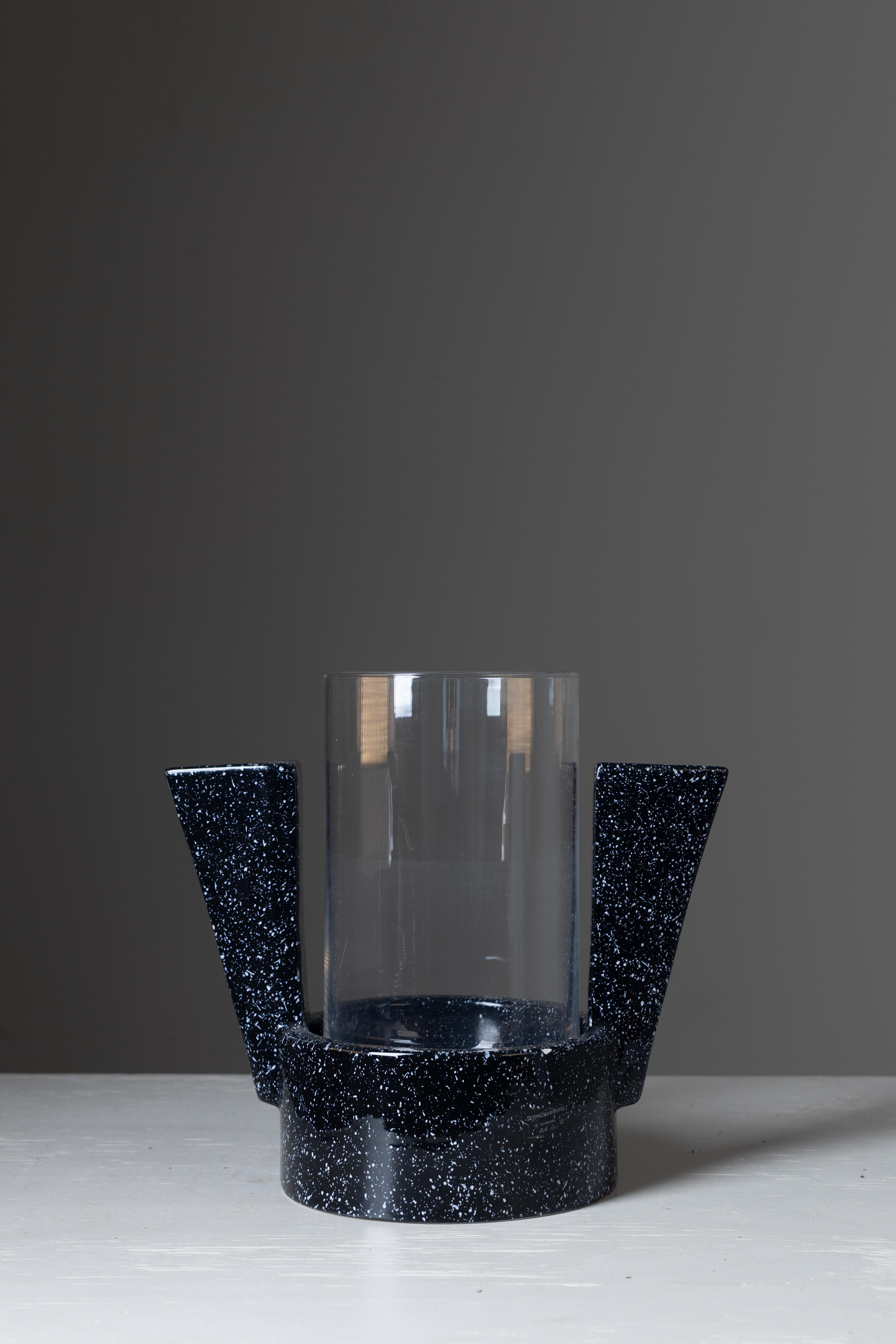 Vaso in ceramica nera e vetro Mario Dalla Gassa Nove ceramiche 1980 in vendita 5