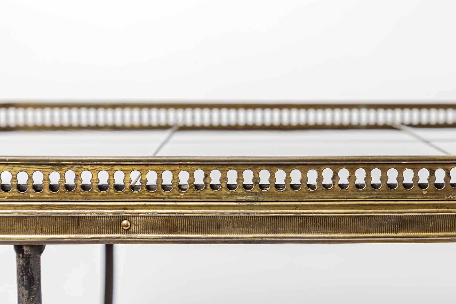 Mid-Century Modern Table basse en céramique noire et métal de la Maison Jansen - Décoration française en vente