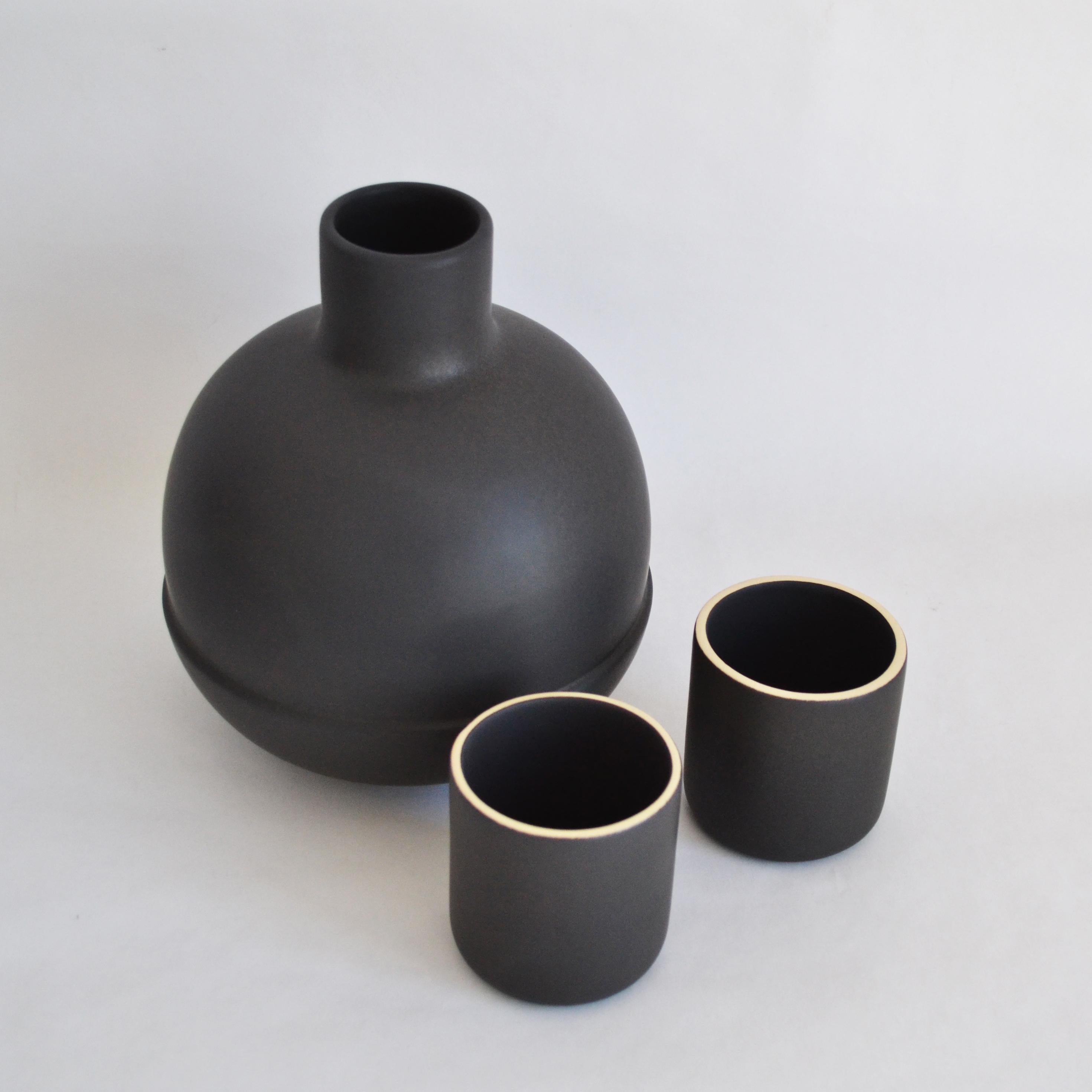 Mexican Black Ceramic Carafe and Cups Inspired in traditional Pitchers from Mexico.  For Sale