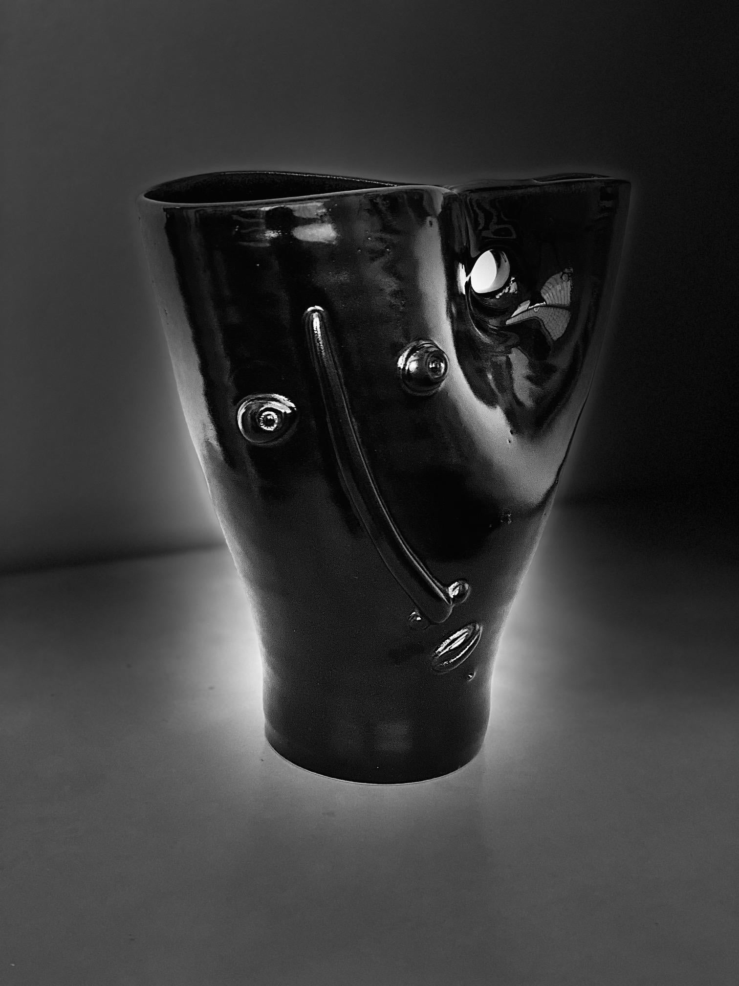 Black Ceramic Sculpture Vase 