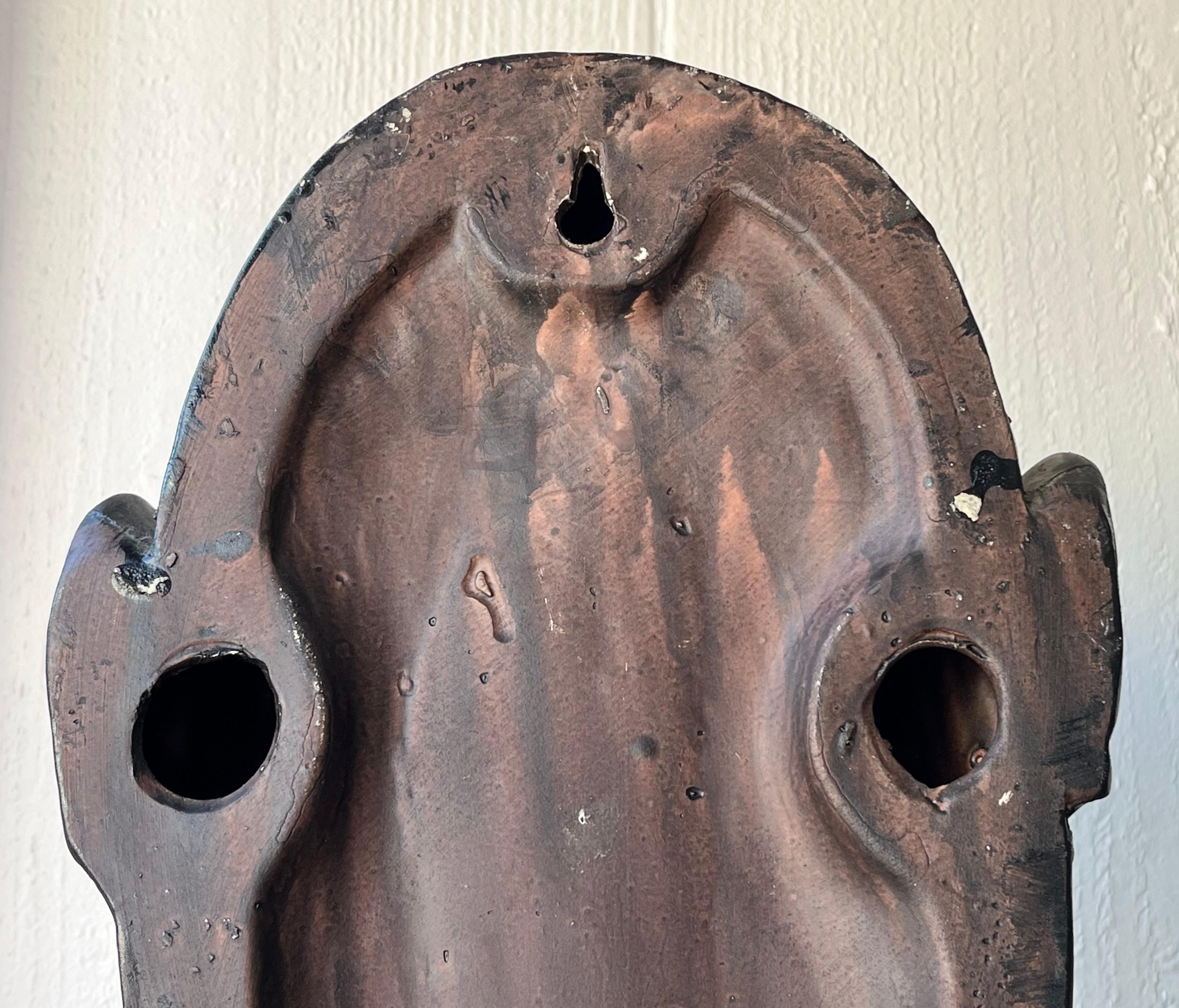 Maschera tribale in ceramica nera - CIRCA 1950/70 in vendita 1