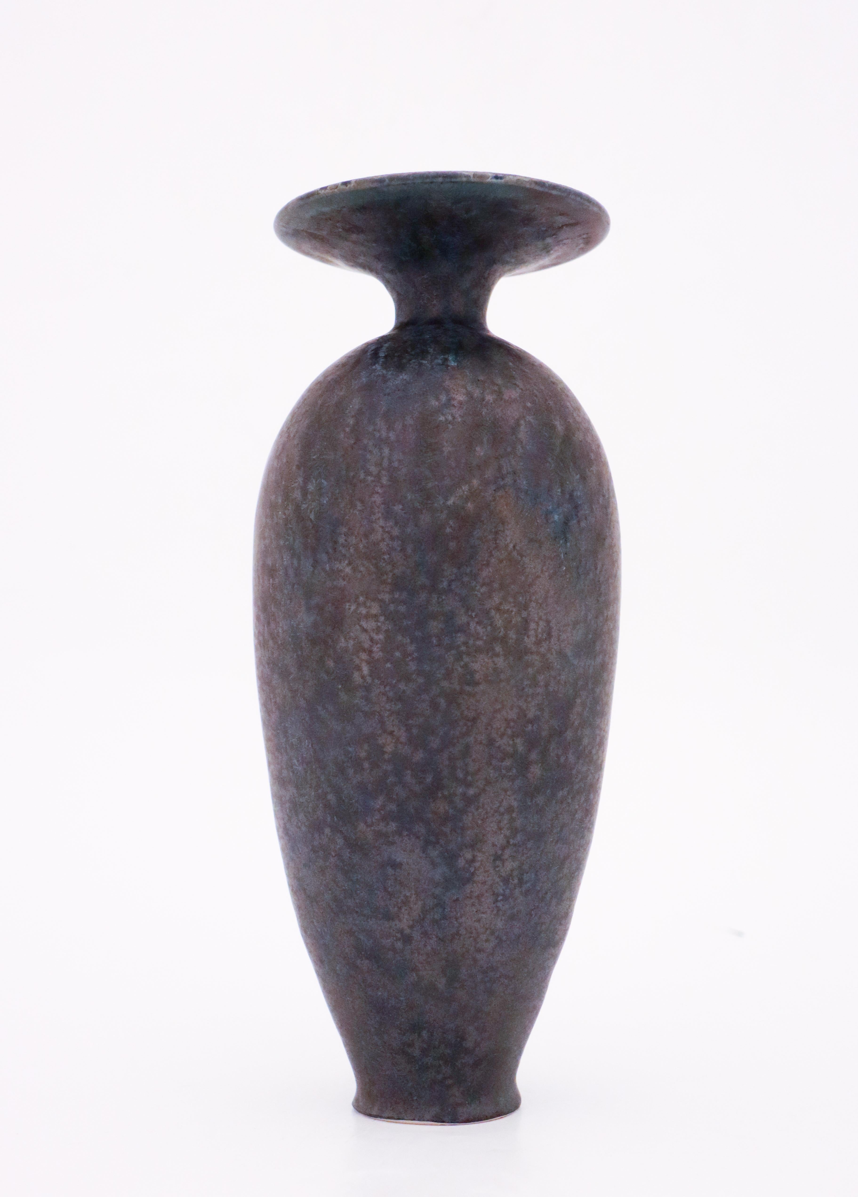 Black Ceramic Vase by Isak Isaksson, Contemporary Swedish Ceramicist In Excellent Condition In Stockholm, SE