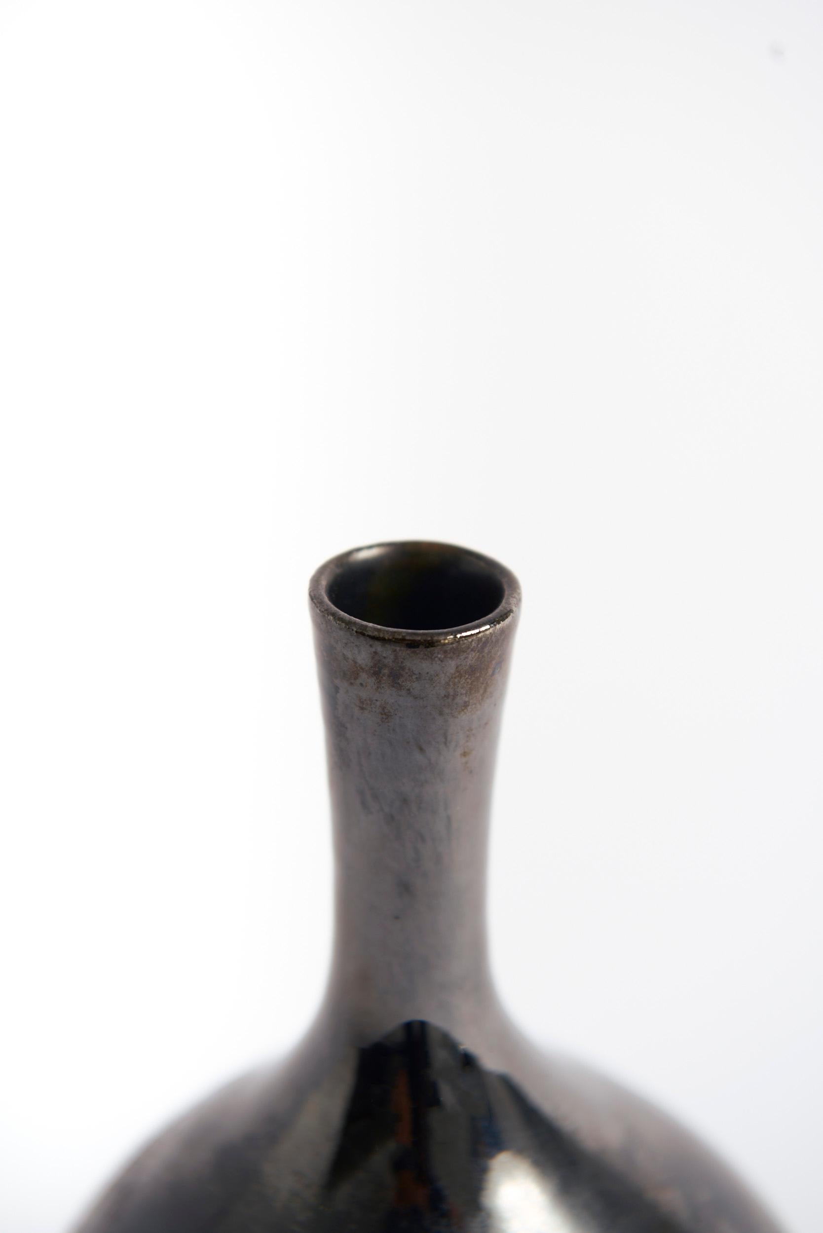 Un vaso di ceramica nera
Francia, metà del XX secolo
