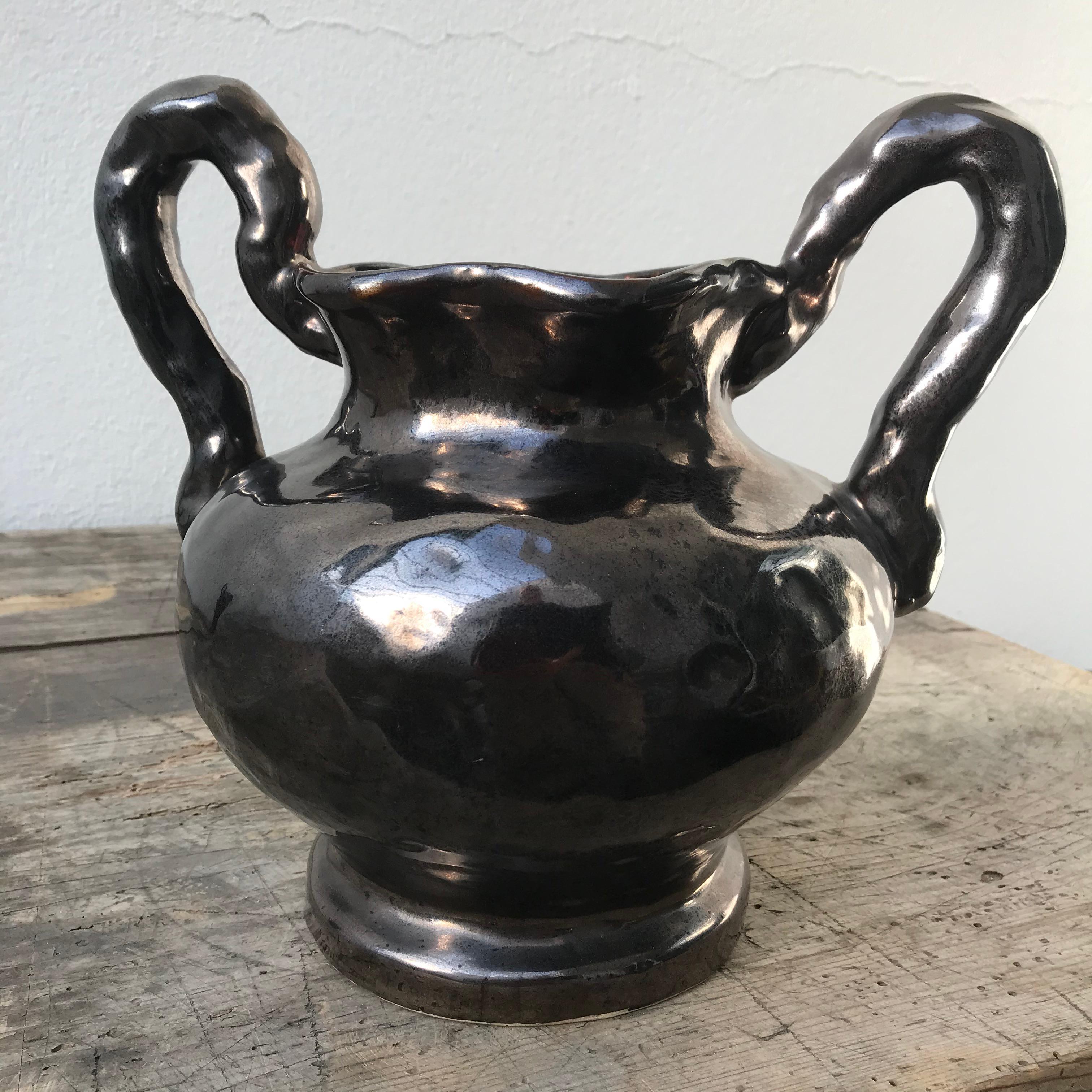 Vase en céramique noire, couleur intérieure rose, signé, Valoris en vente 3