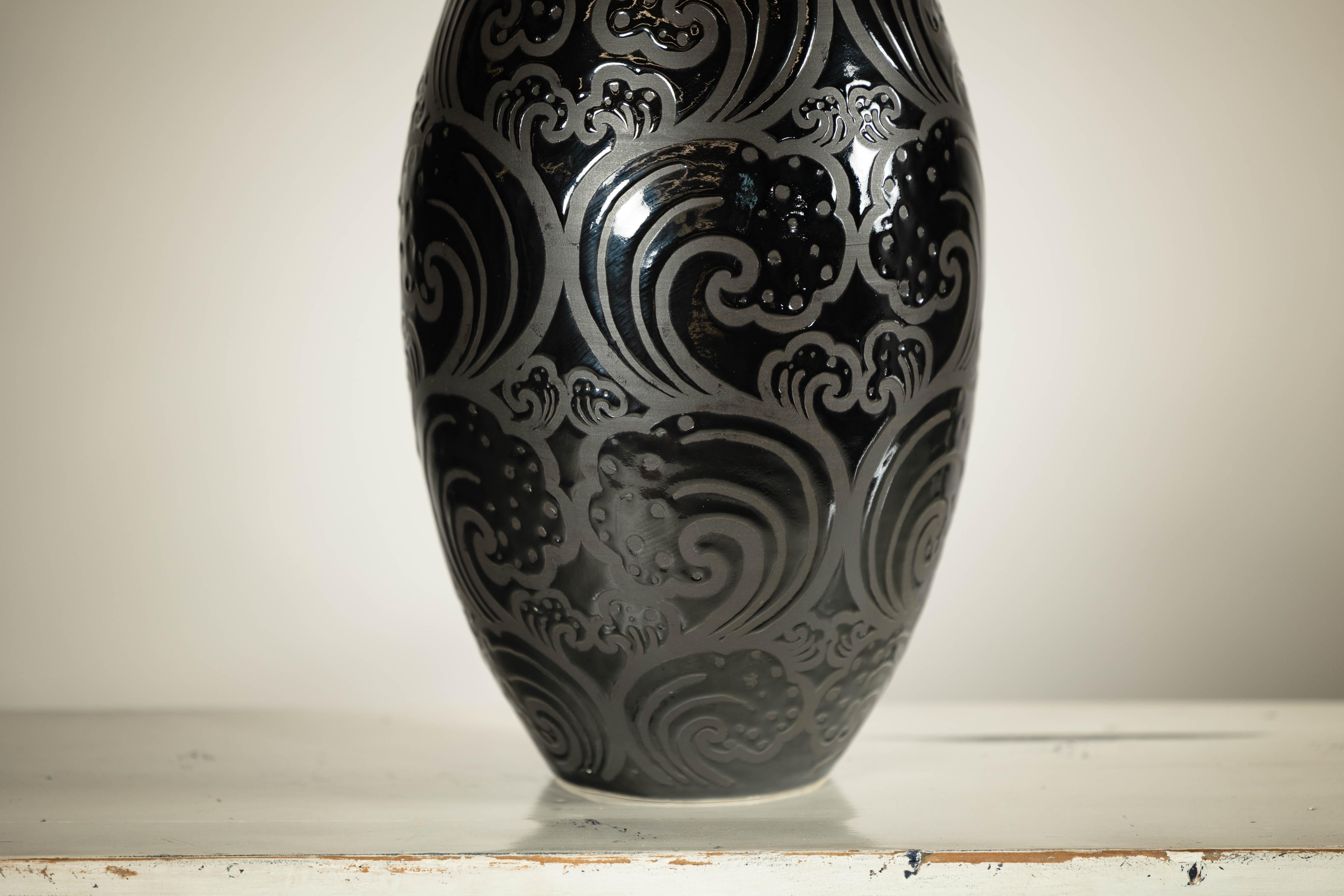 Black Ceramic Vase with Raised Wave Motif and Glossy Finish For Sale 11