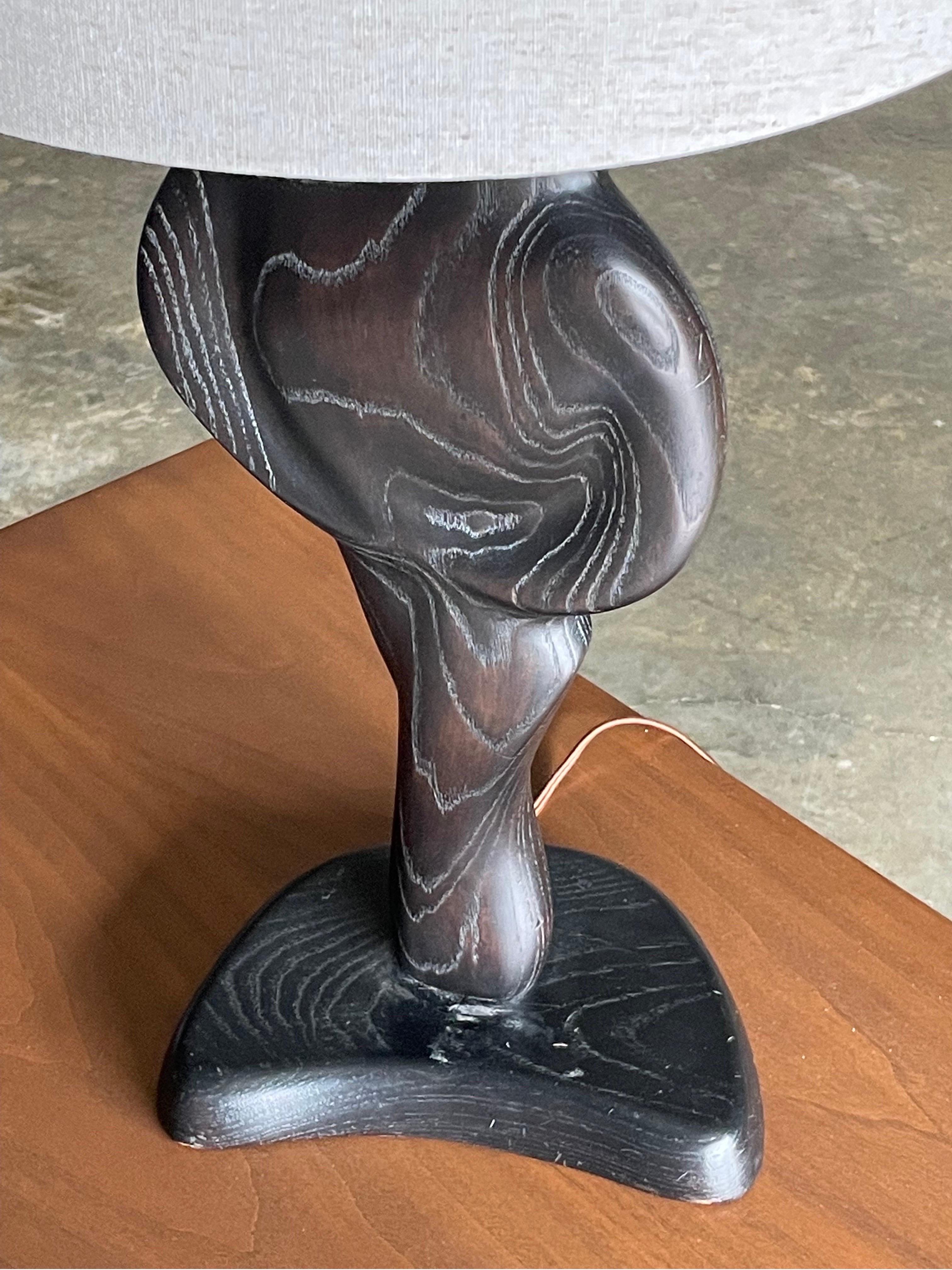 black sculptural table lamp