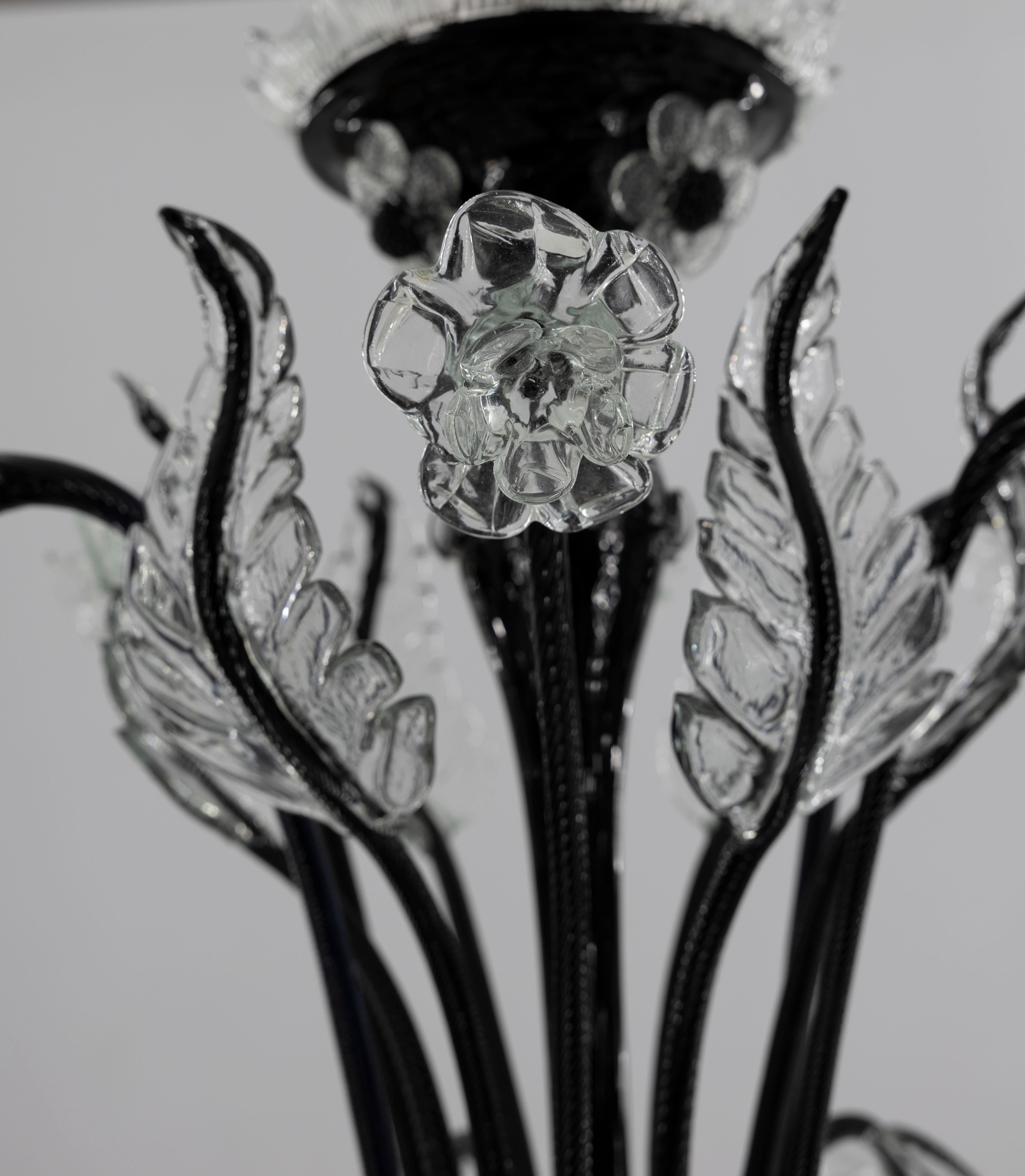 Black Chandelier in Blown Murano Glass with clear color finishes 1990s For Sale 3