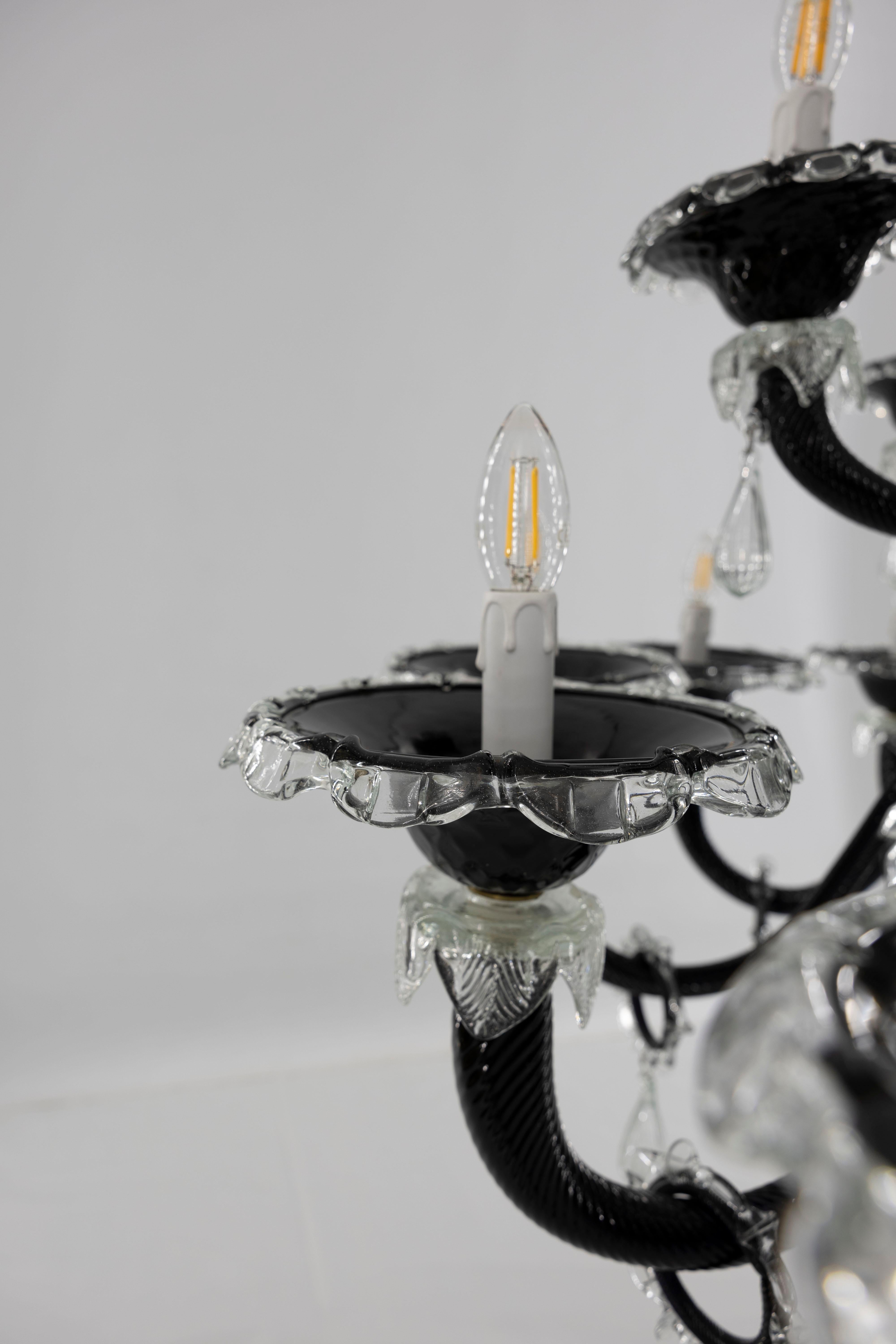 Black Chandelier in Blown Murano Glass with clear color finishes 1990s For Sale 10
