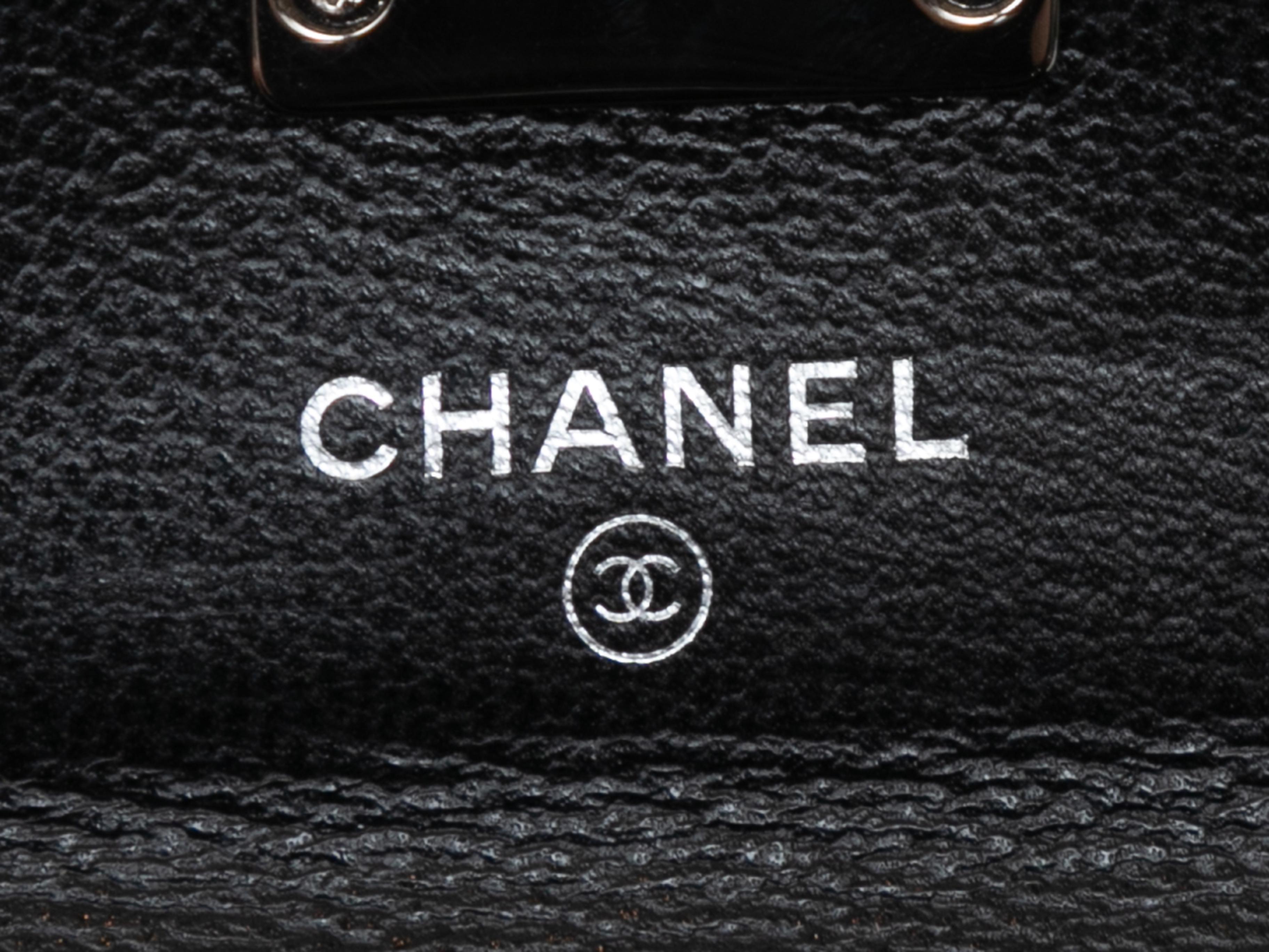 Black Chanel 2019 Small Quilted CC Card Holder In Good Condition In New York, NY