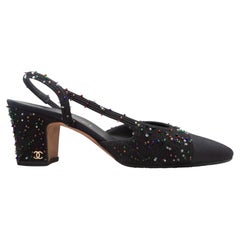 Schwarze Chanel-Slingbacks aus Tweed mit Perlenverzierung und Kappe, Modell 2022, Größe 37