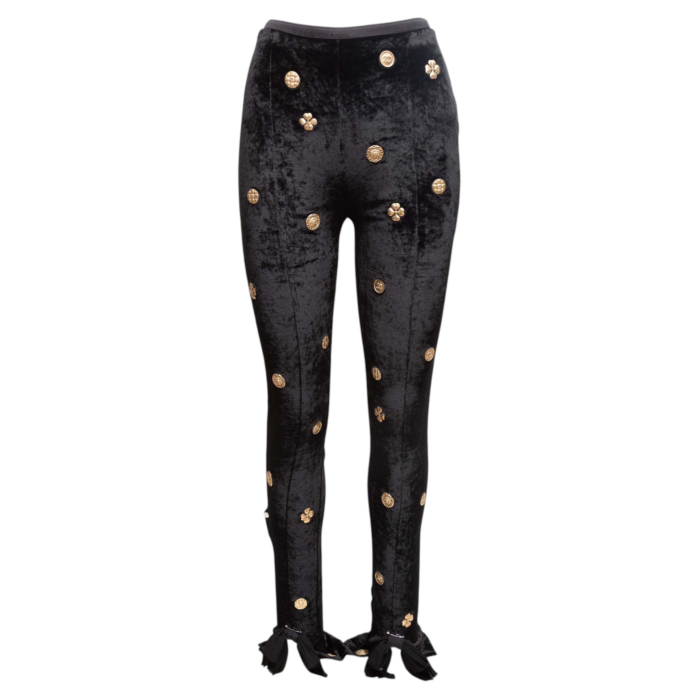 Chanel negro Leggings de terciopelo con botones Talla FR 38