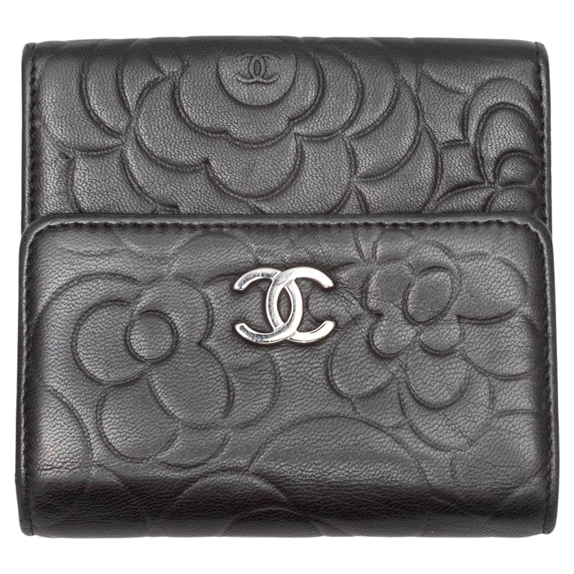 Black Chanel Camellia 2006-2008 Folding Wallet For Sale at 1stDibs