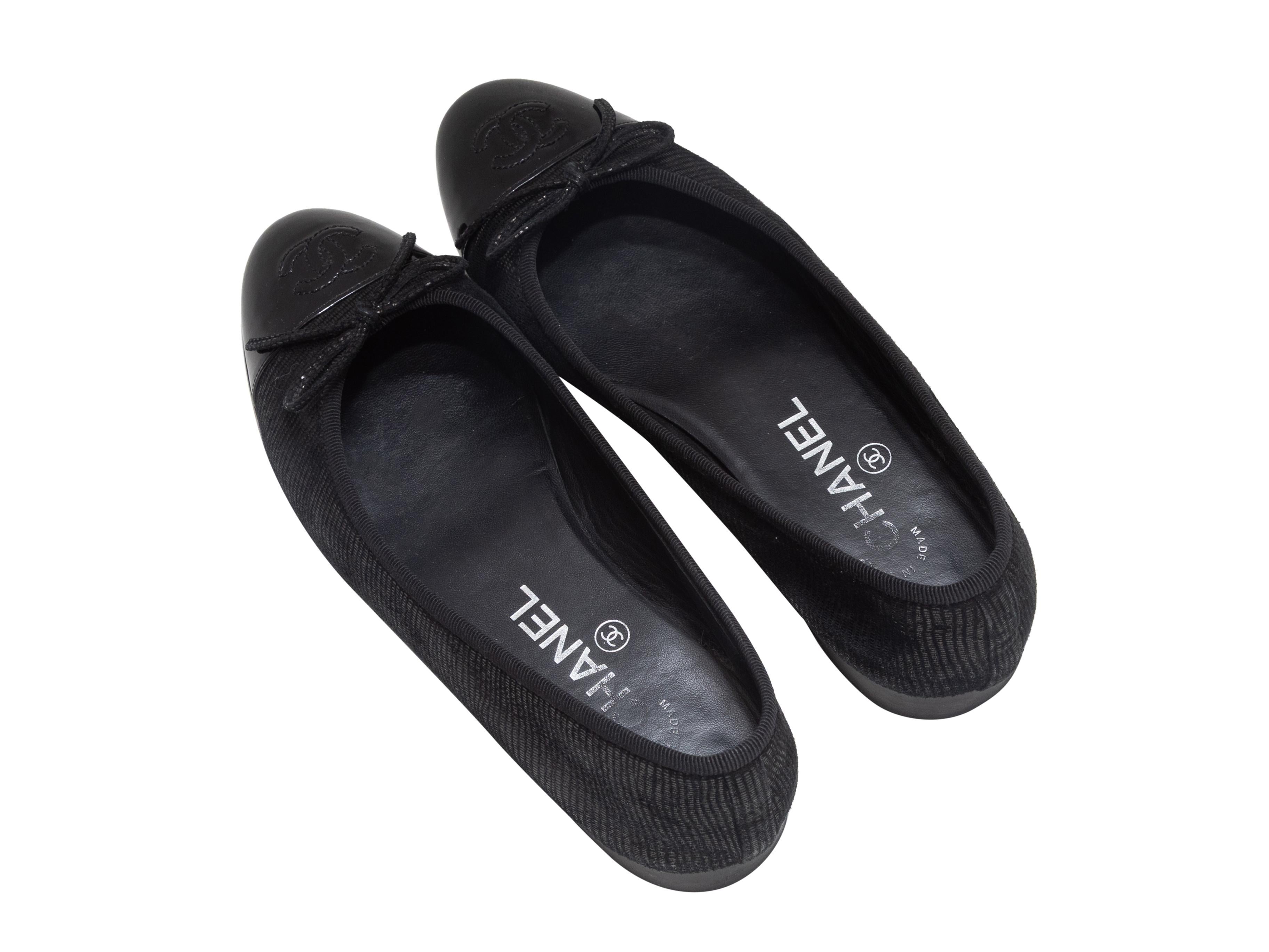 Noir Chanel - Chaussures de ballet noires à bout ouvert, taille 36 en vente