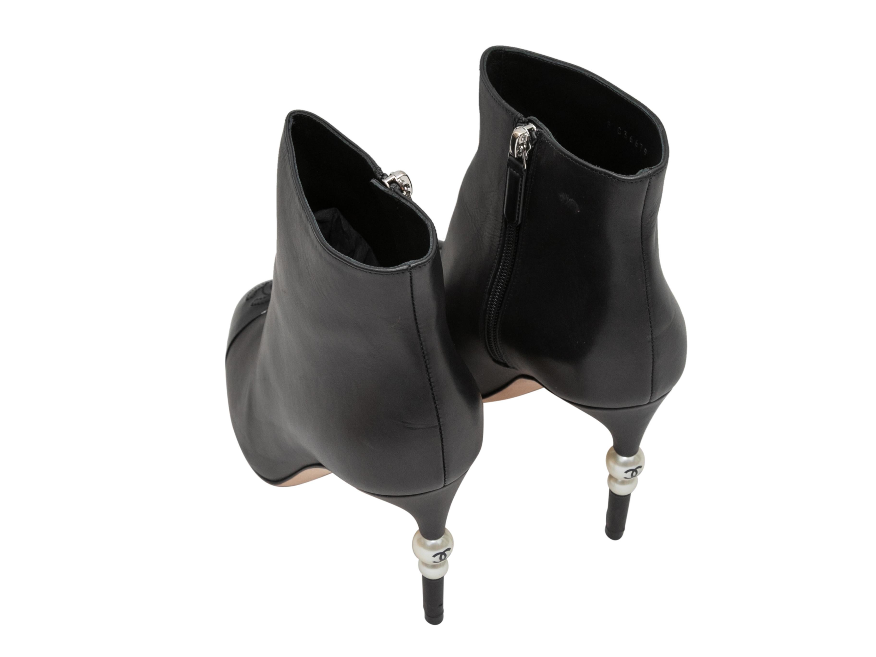 Black Chanel Cap-Toe Faux Pearl-Accented Ankle Boots Size 39 In Good Condition For Sale In New York, NY