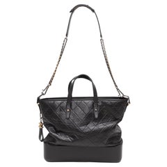 Bolso de mano negro Gabrielle de Chanel