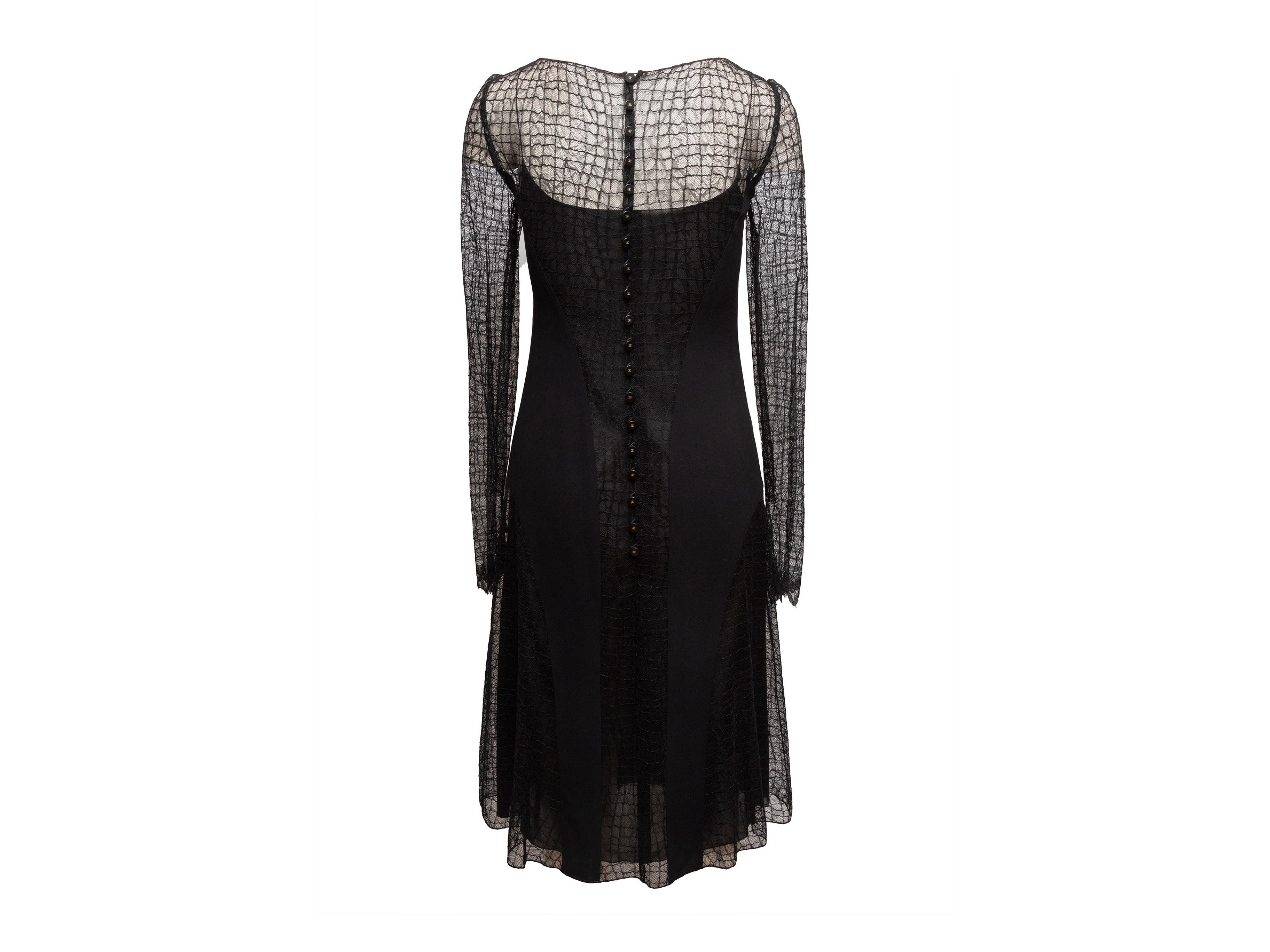 Chanel negro Vestido de manga larga con superposición de encaje Talla US M en Bueno estado para la venta en New York, NY