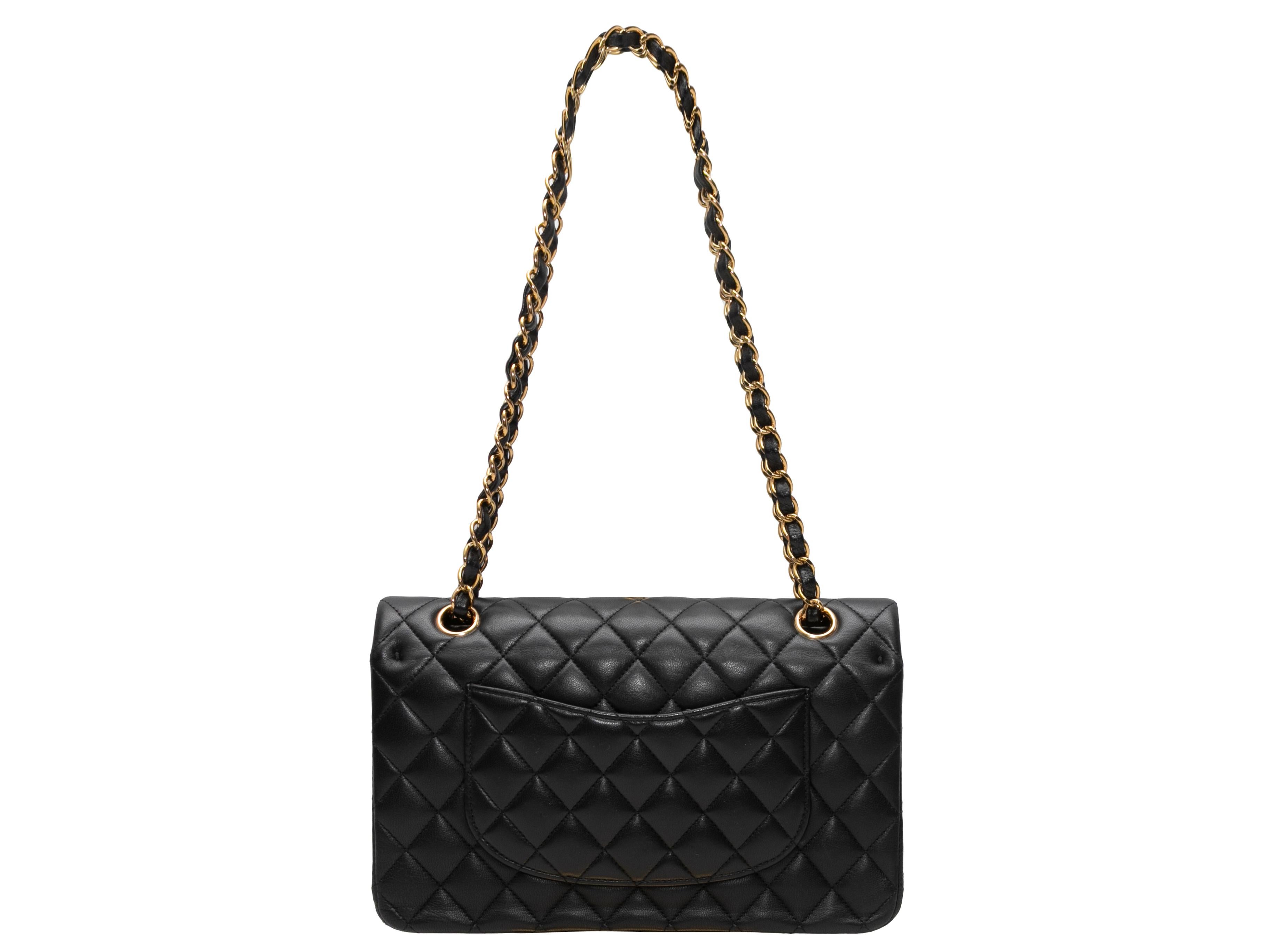 Black Chanel Lambskin Medium Classic Flap Bag In Good Condition For Sale In New York, NY
