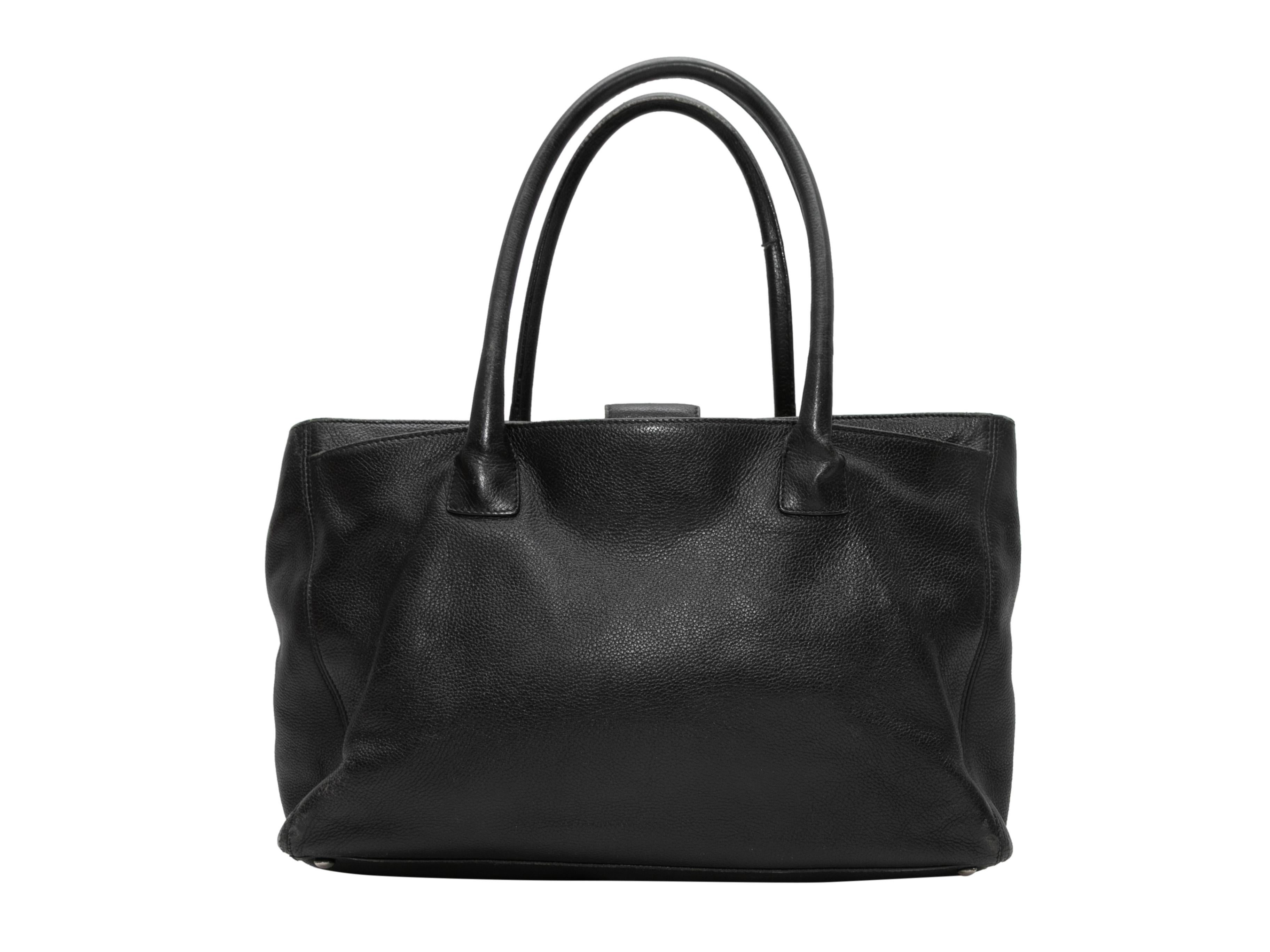 Black Chanel Medium Executive Cerf Tote For Sale 2