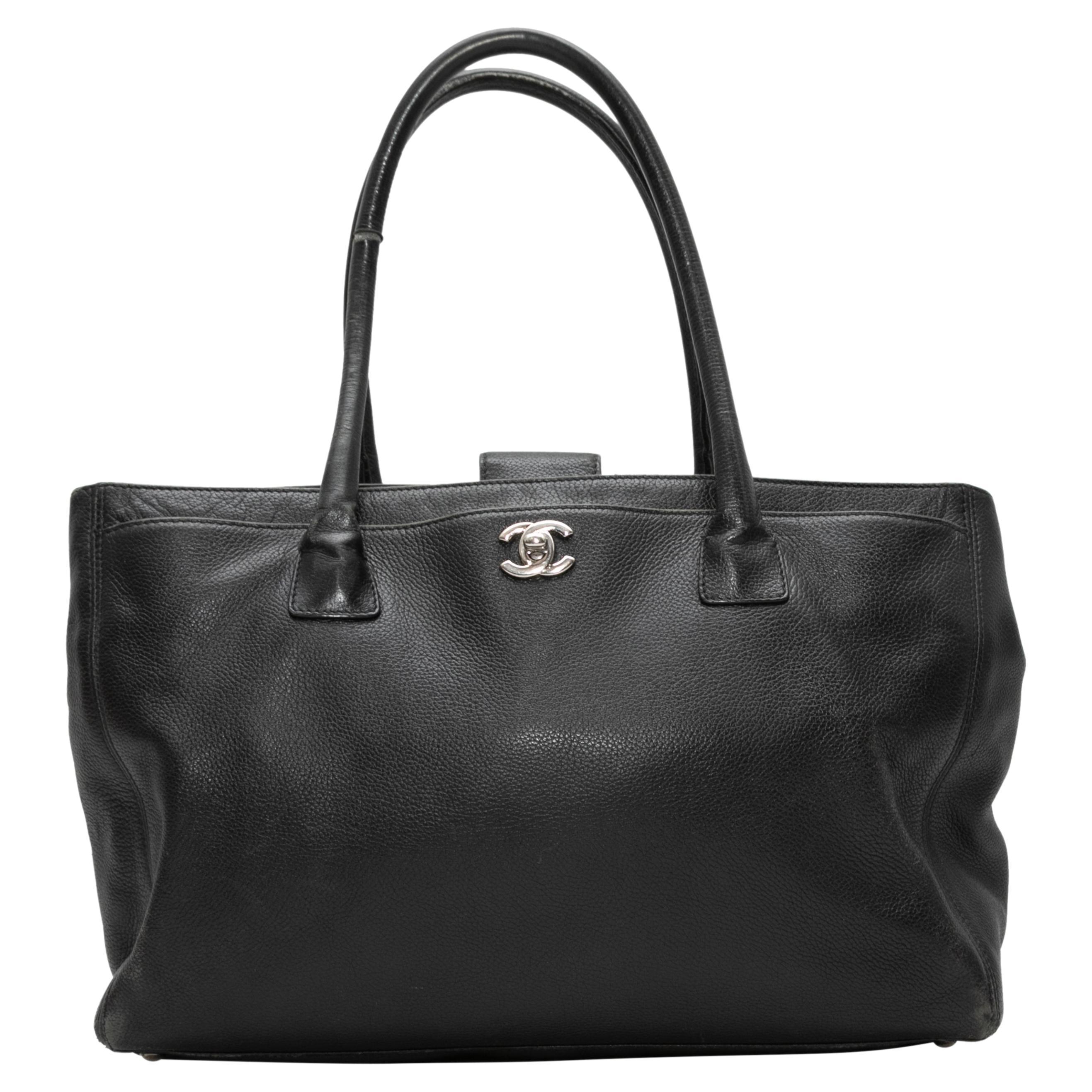 Black Chanel Medium Executive Cerf Tote For Sale