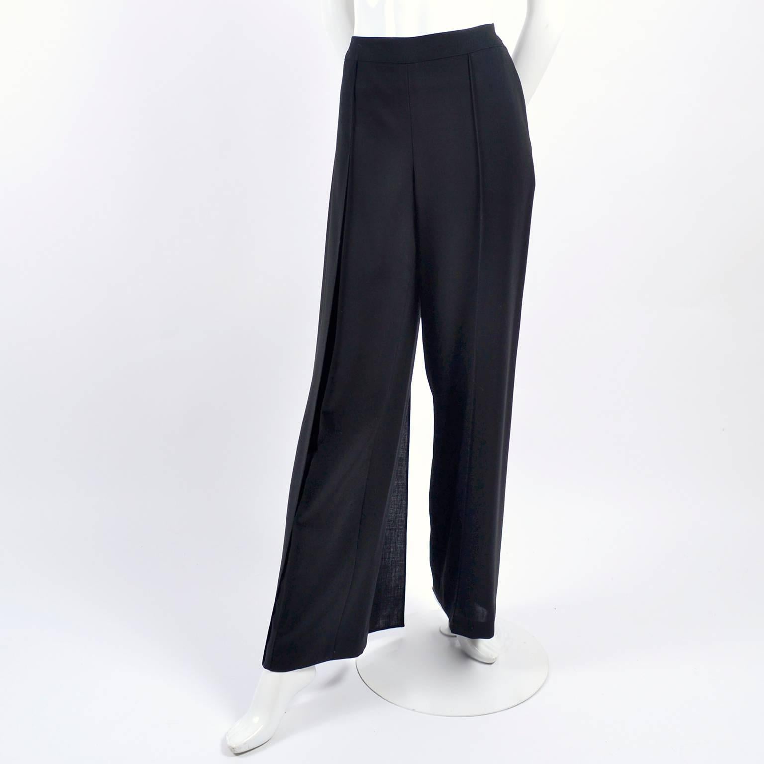 Noir Chanel - Pantalon en laine noire, taille haute et panneau latéral à braguette, 40 US 10, 1990, état neuf en vente