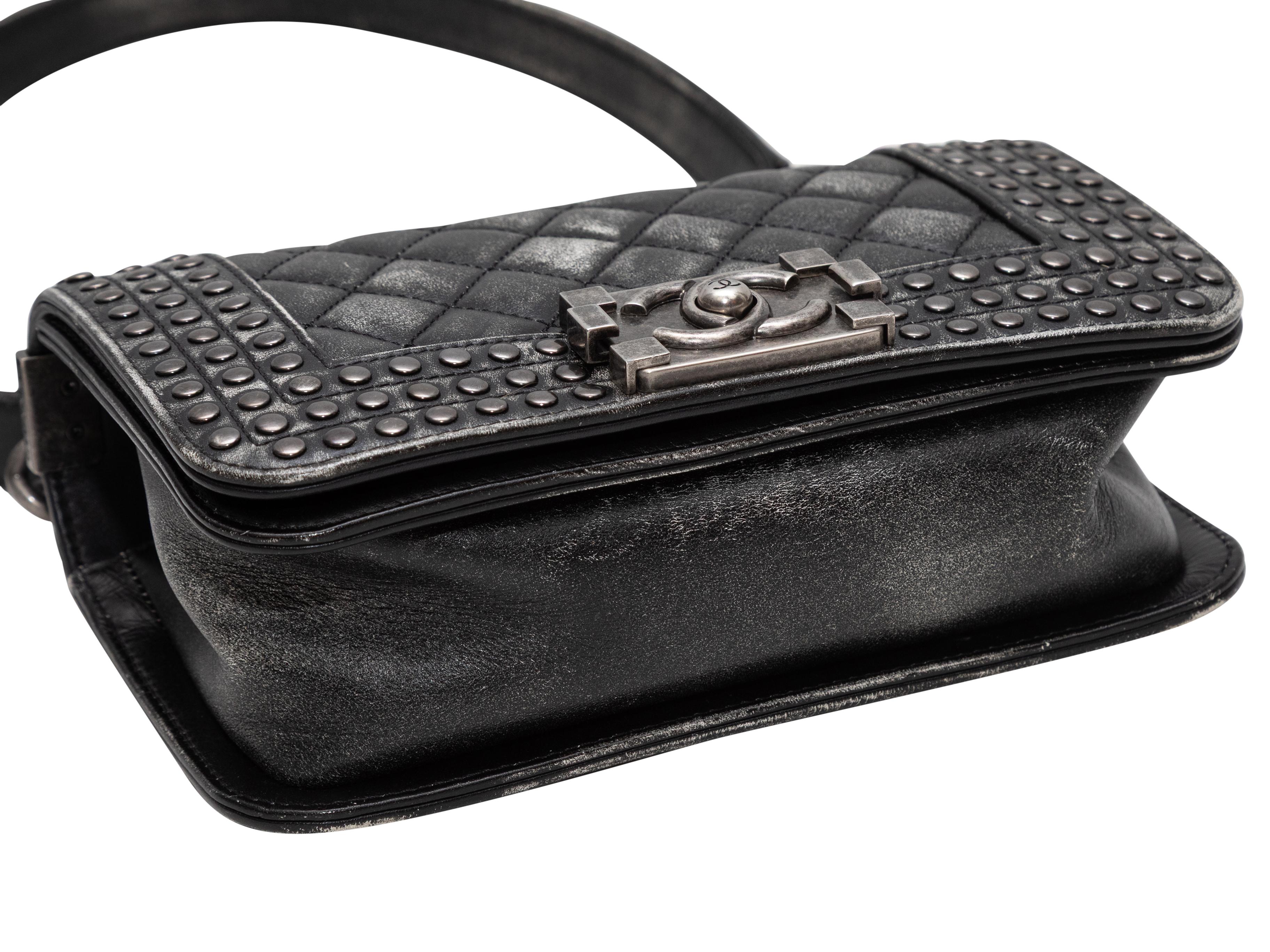 Black Chanel Paris-Dallas Small Studded Boy Bag en Bueno estado para la venta en New York, NY