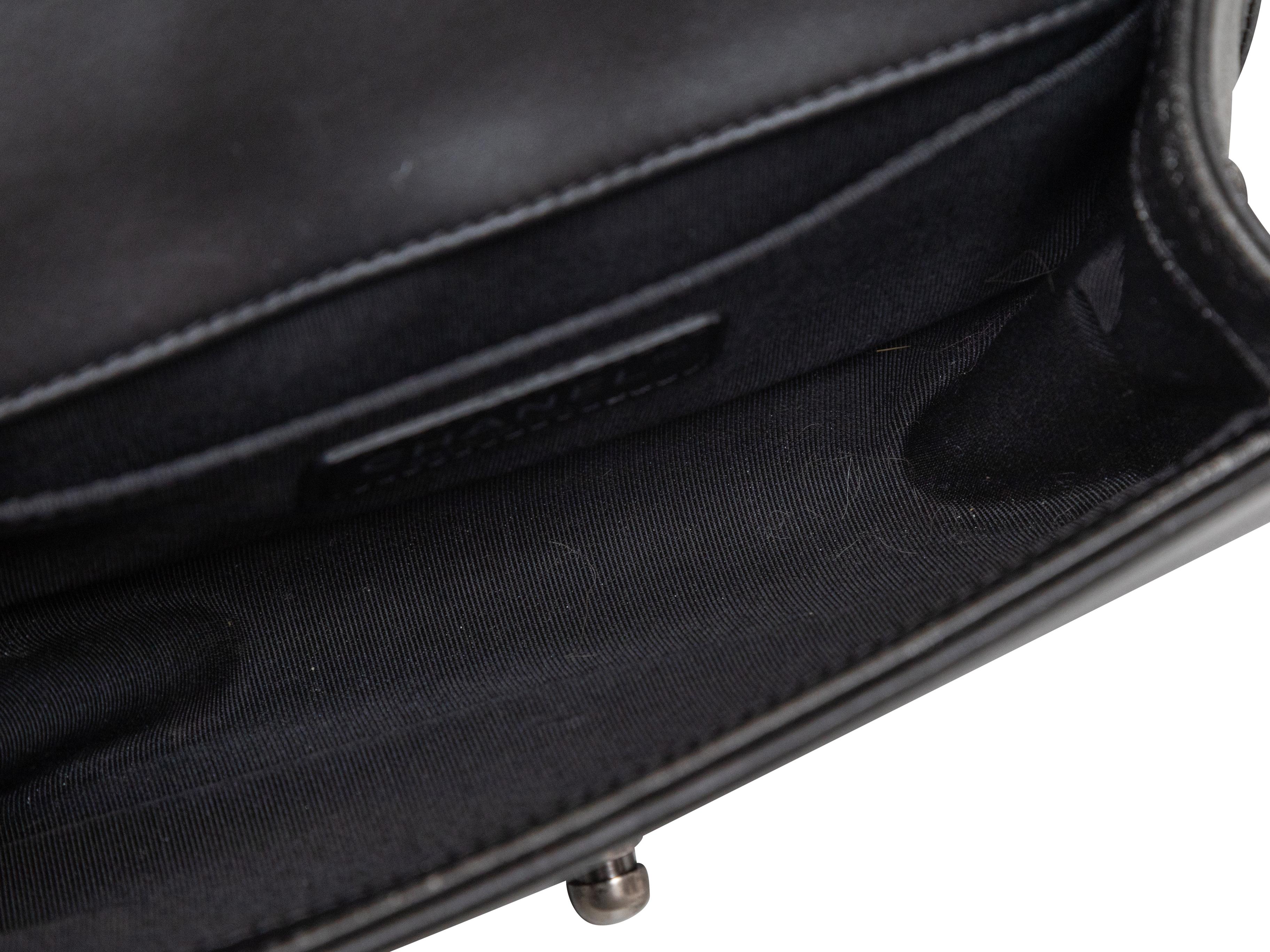 De las mujeres Black Chanel Paris-Dallas Small Studded Boy Bag en venta