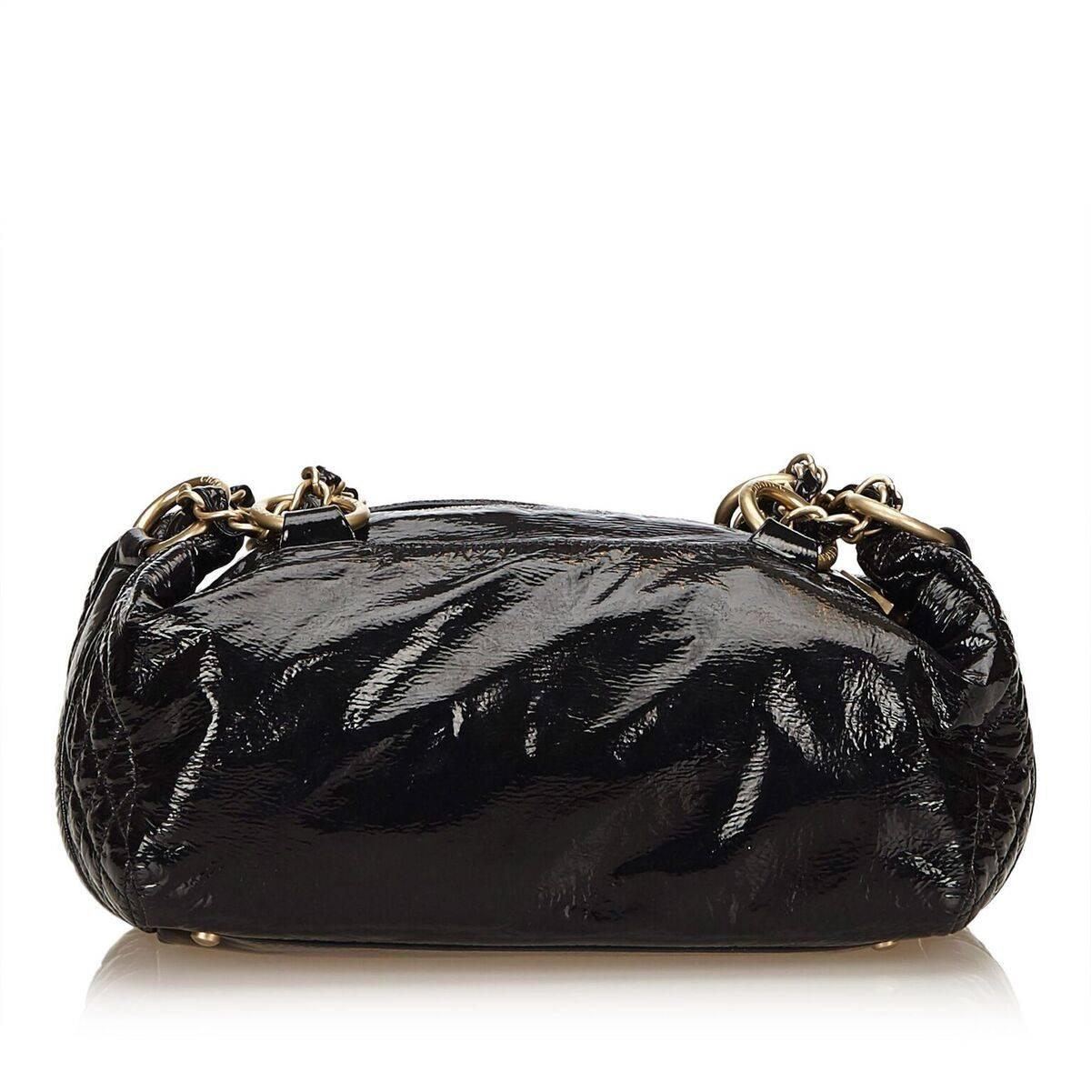 Women's Black Chanel Patent Leather Shoulder Bag
